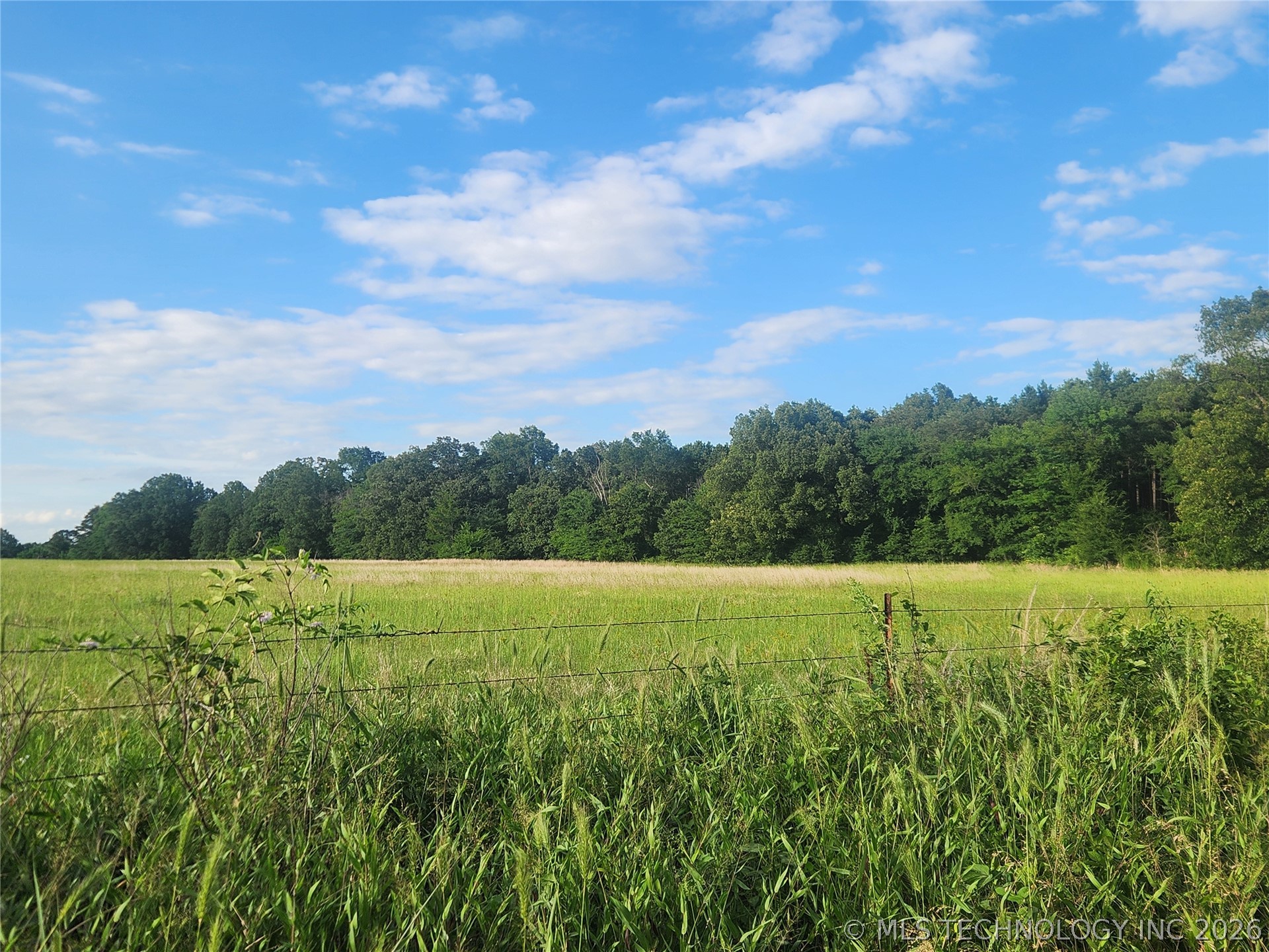 E 2040 Road Property Photo 4