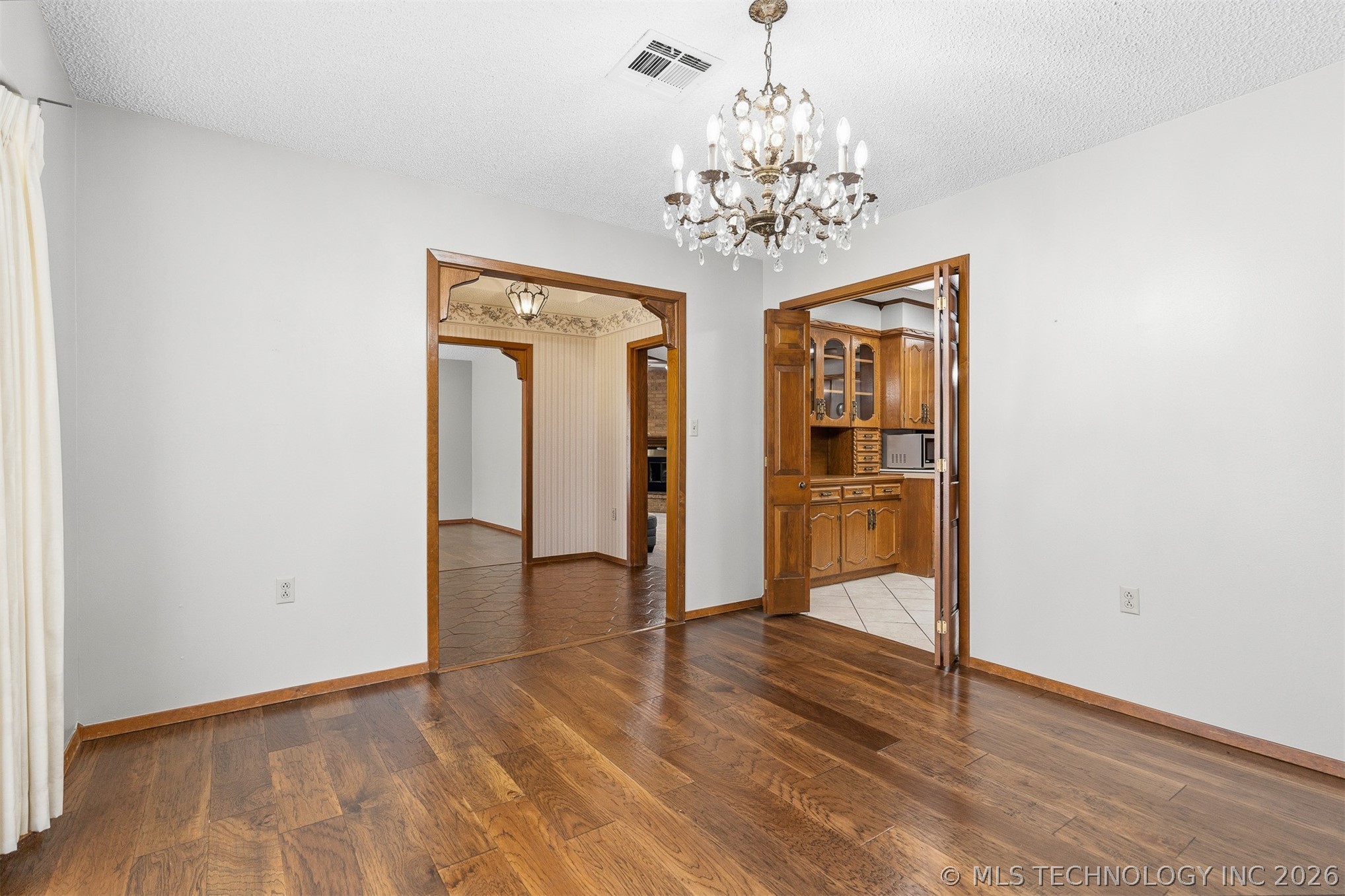 521 Circle Drive Property Photo 13