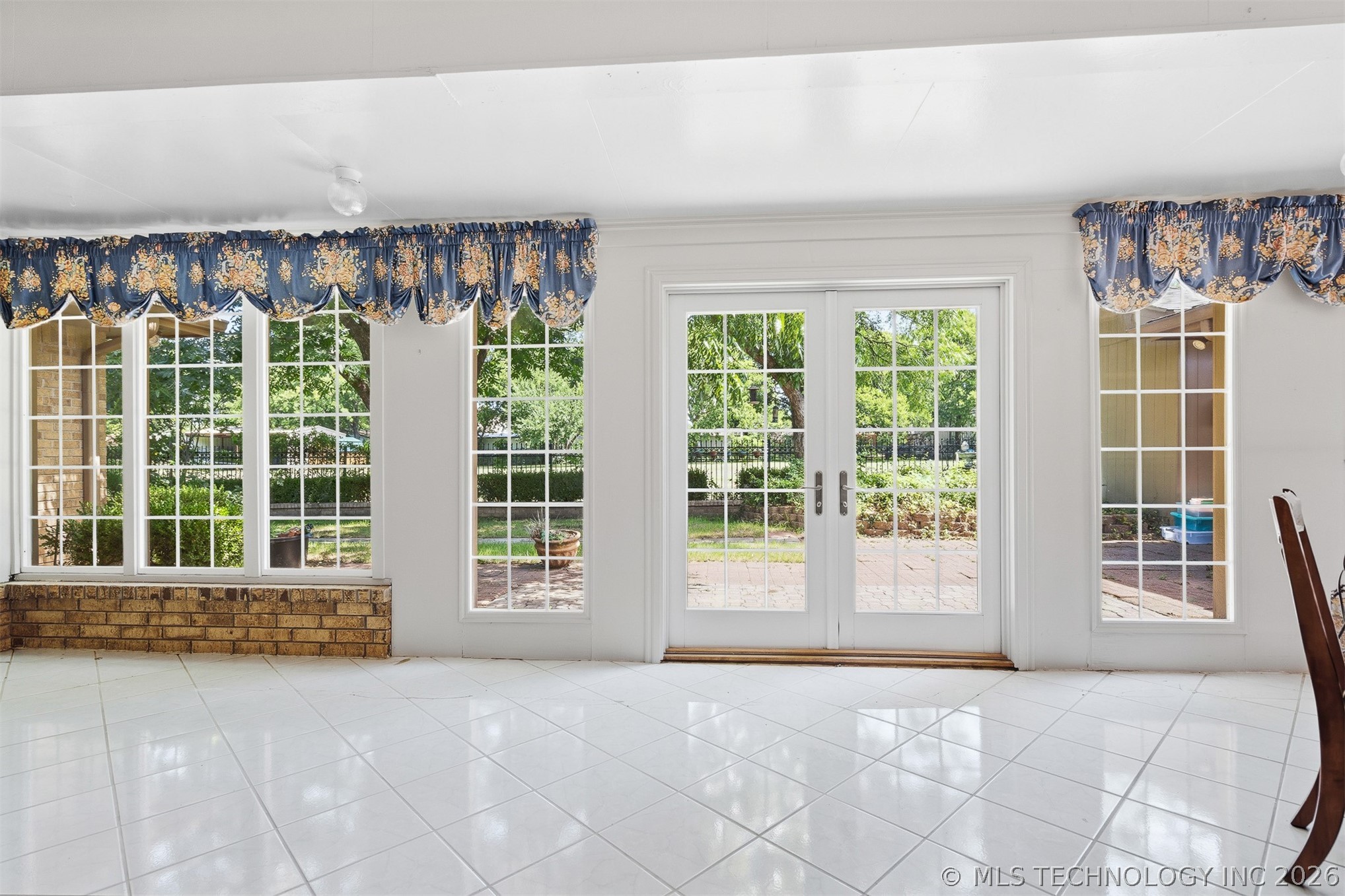 521 Circle Drive Property Photo 26