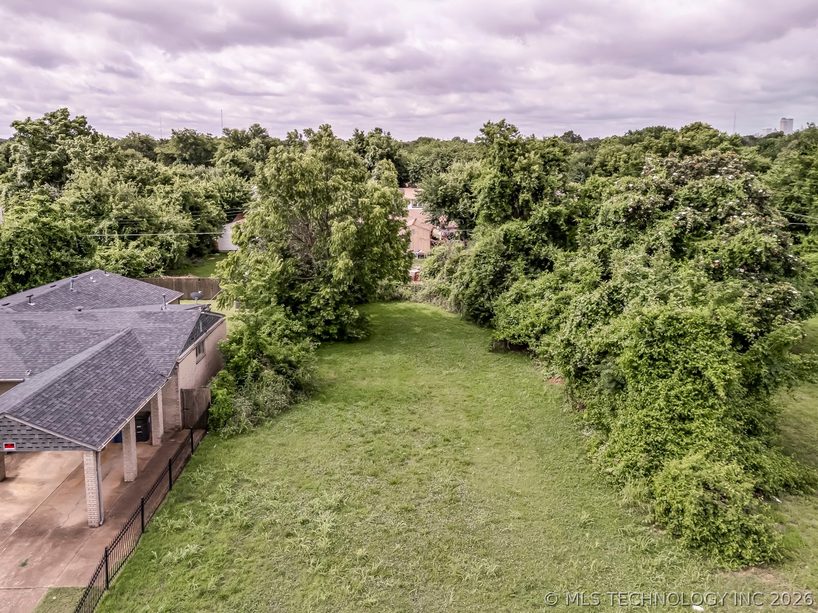 2042 E Young Place