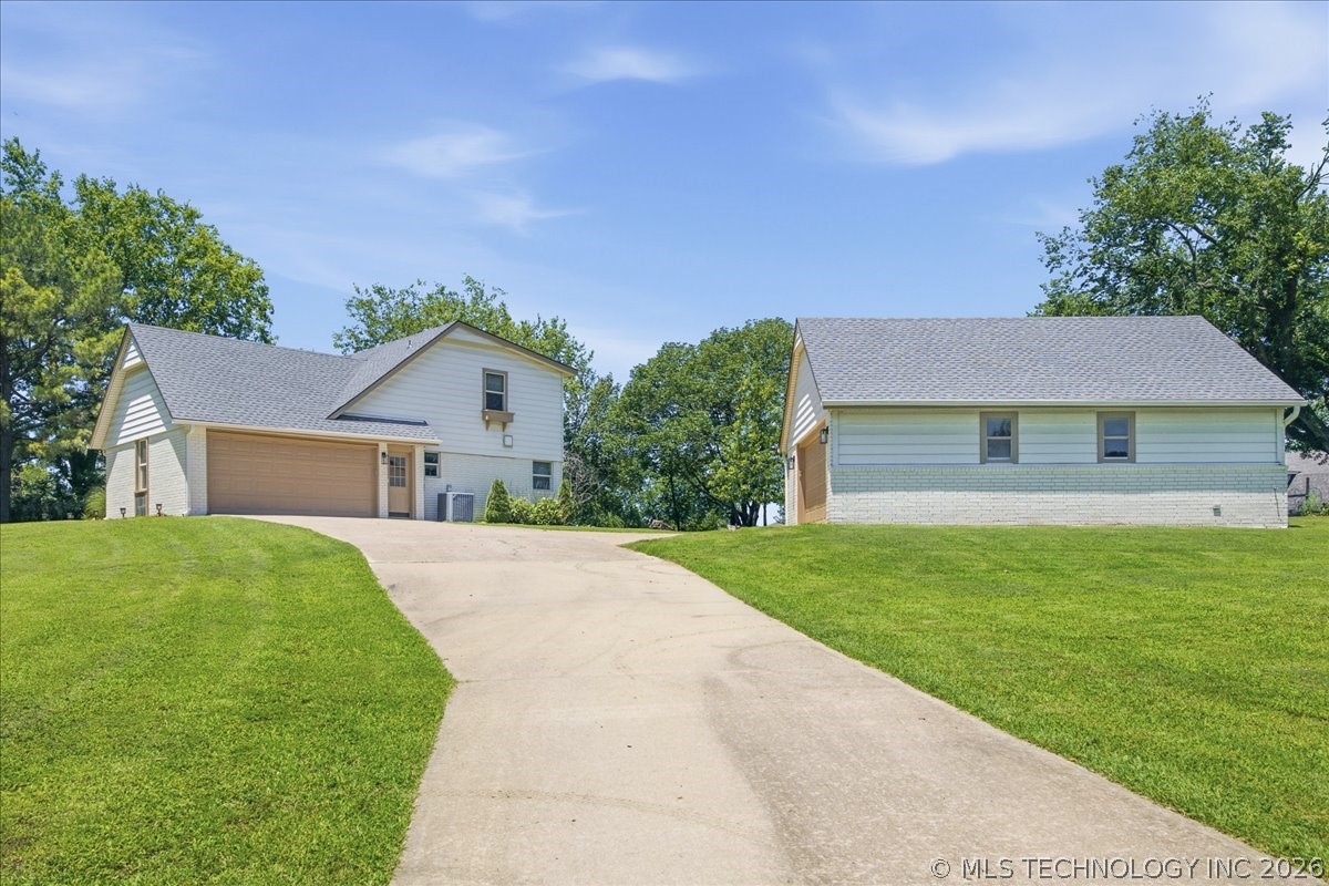 18013 E 93rd Street North Property Photo 41