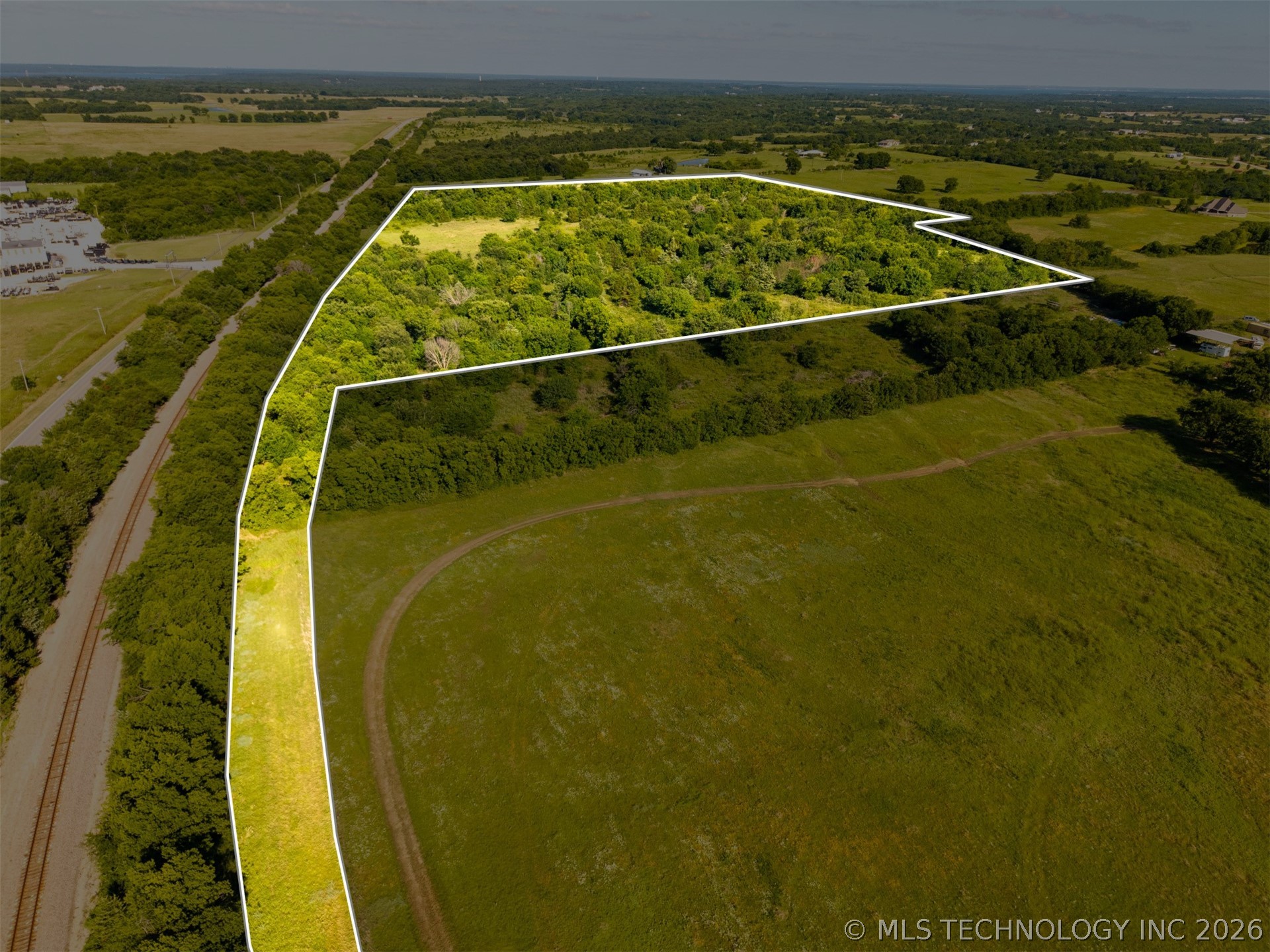11762 Muncrief Road Property Photo 5