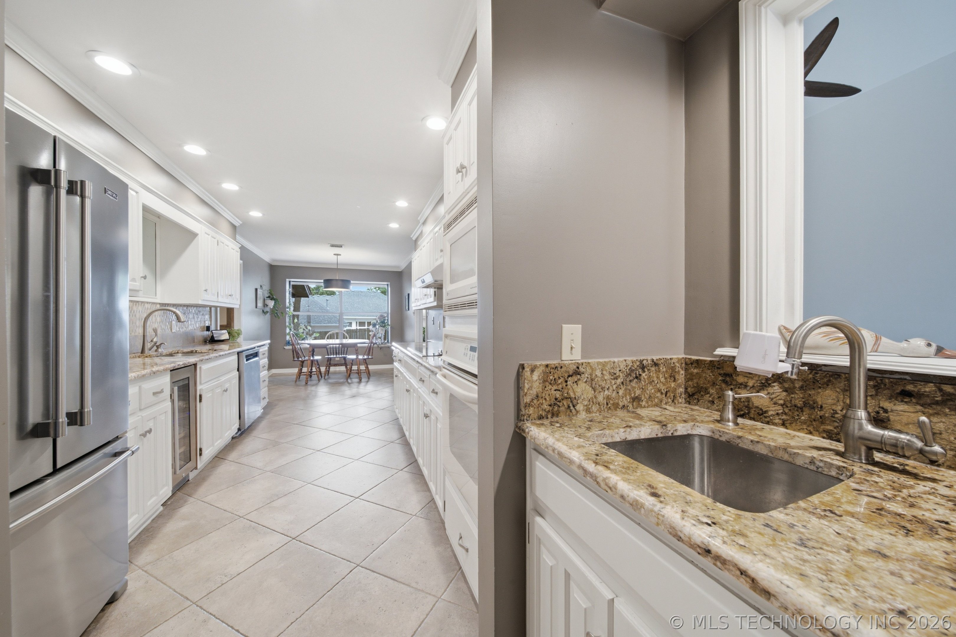 6407 S Quebec Avenue Property Photo 15