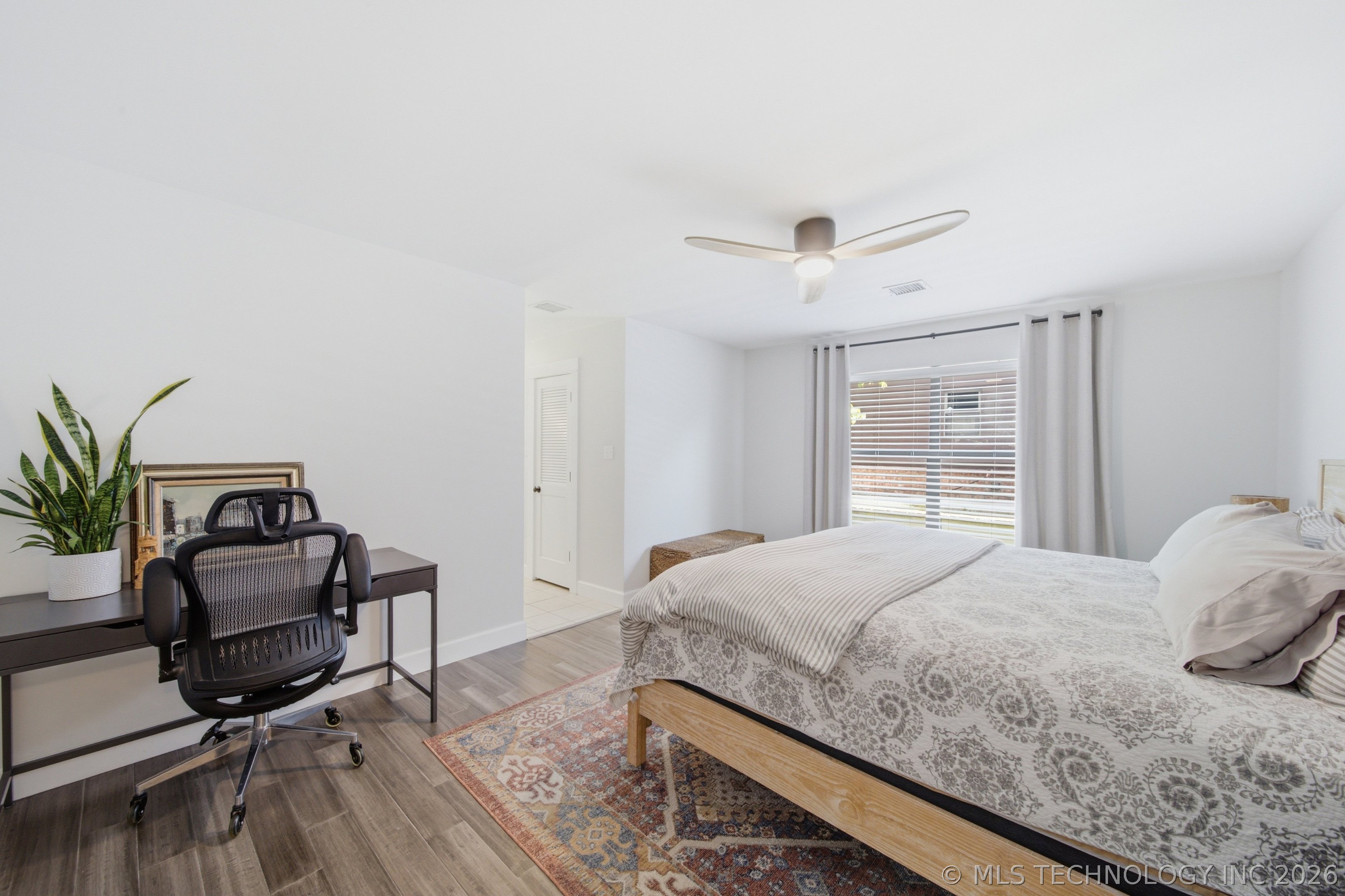 6407 S Quebec Avenue Property Photo 24