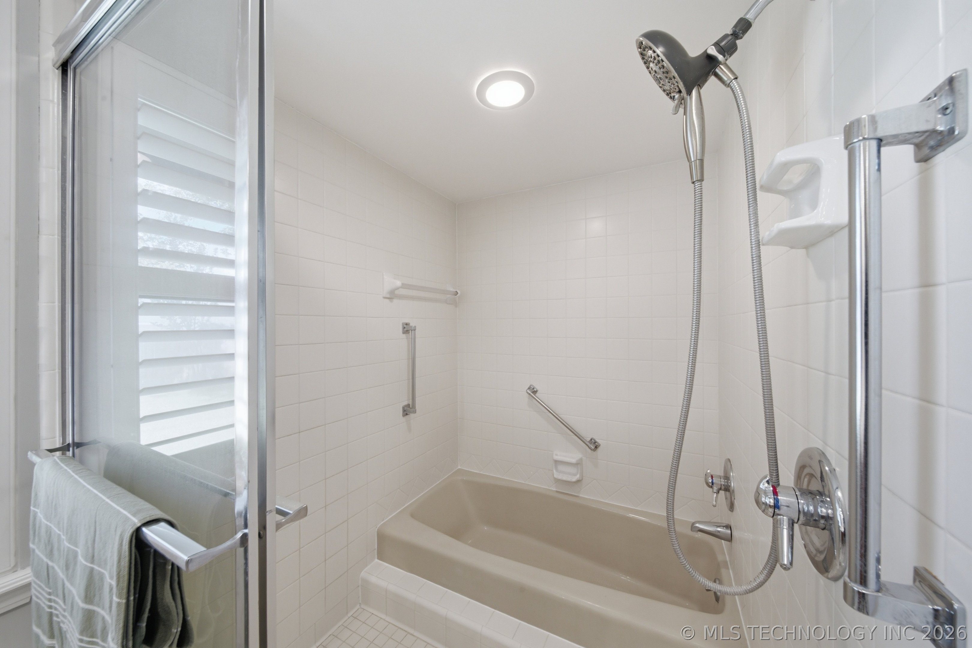6407 S Quebec Avenue Property Photo 29