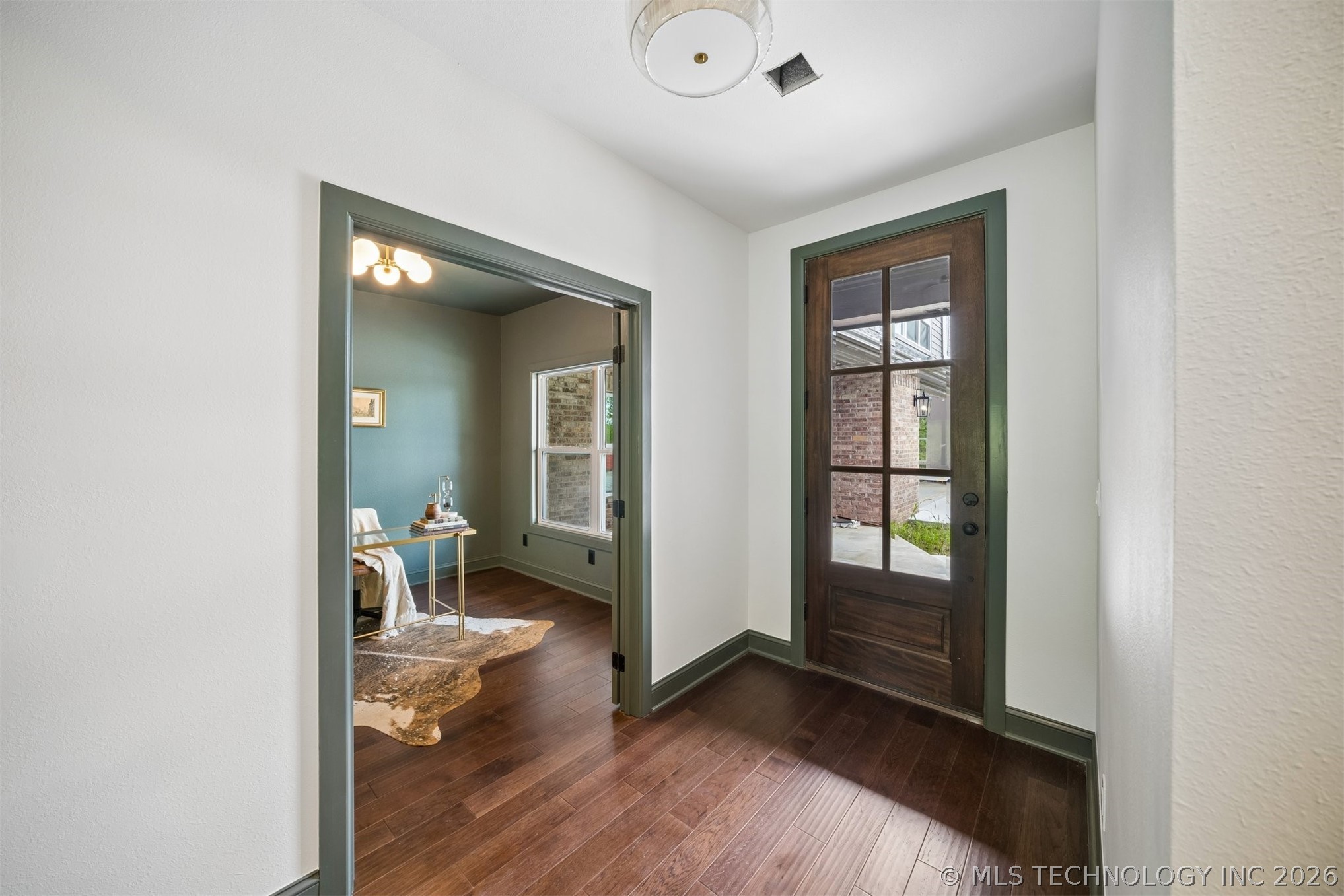 17662 N 114th Avenue Property Photo 6