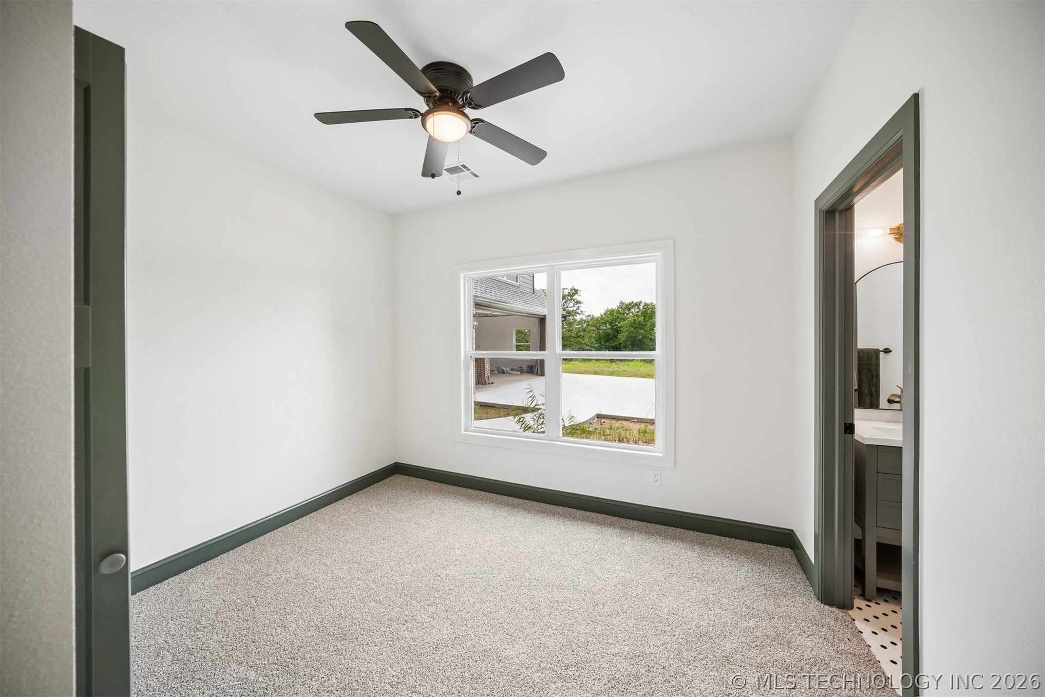 17662 N 114th Avenue Property Photo 25