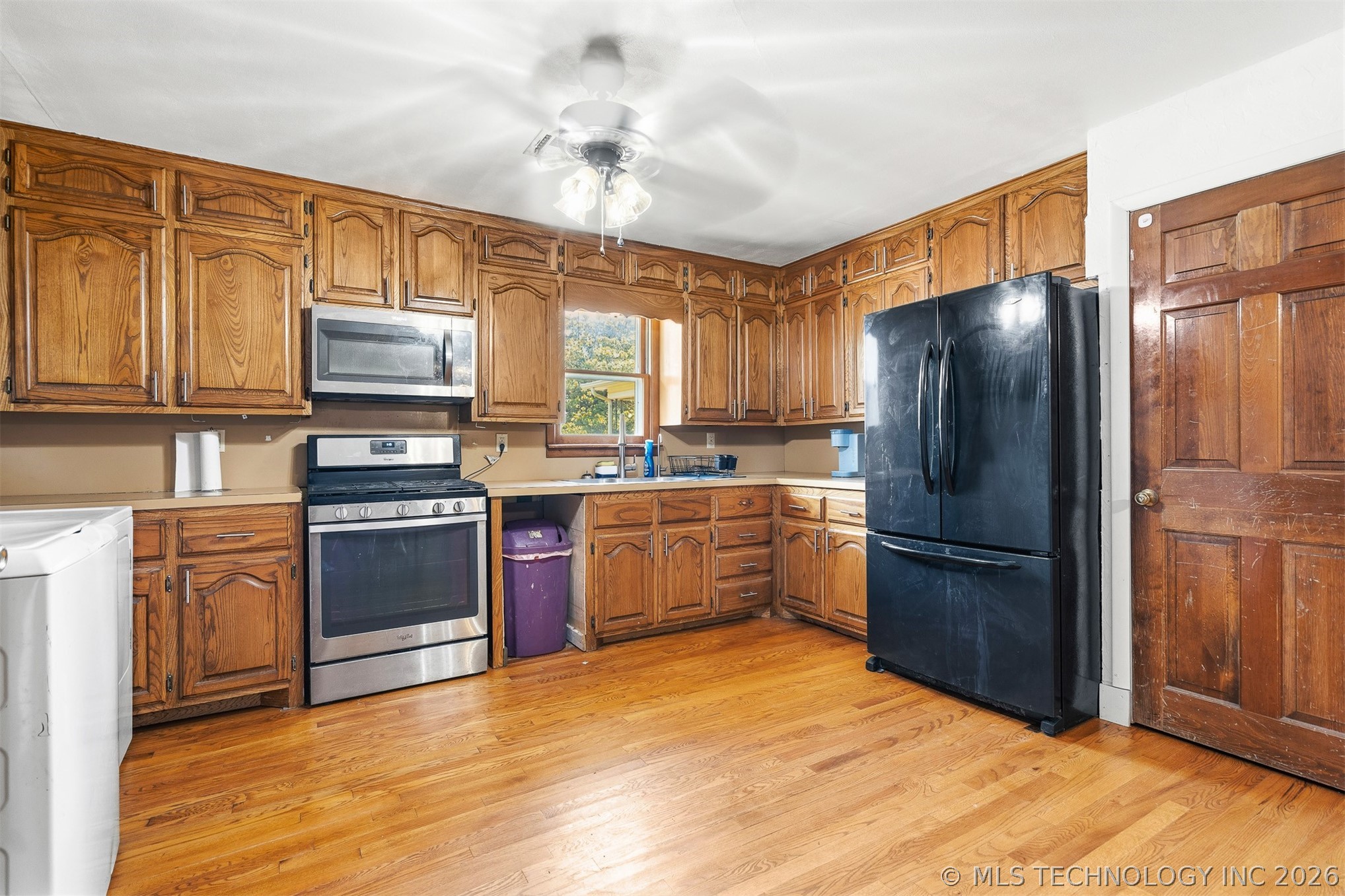 302 3rd Street Property Photo 7