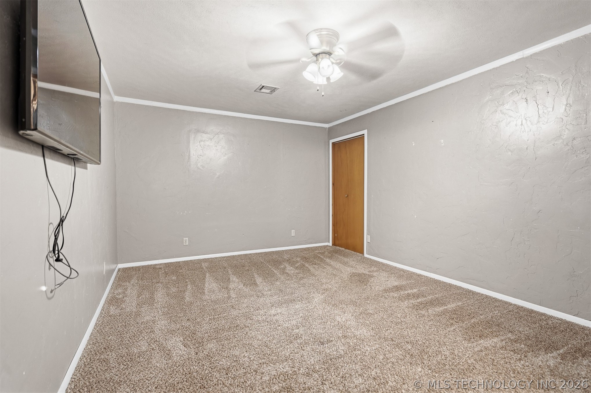302 3rd Street Property Photo 14