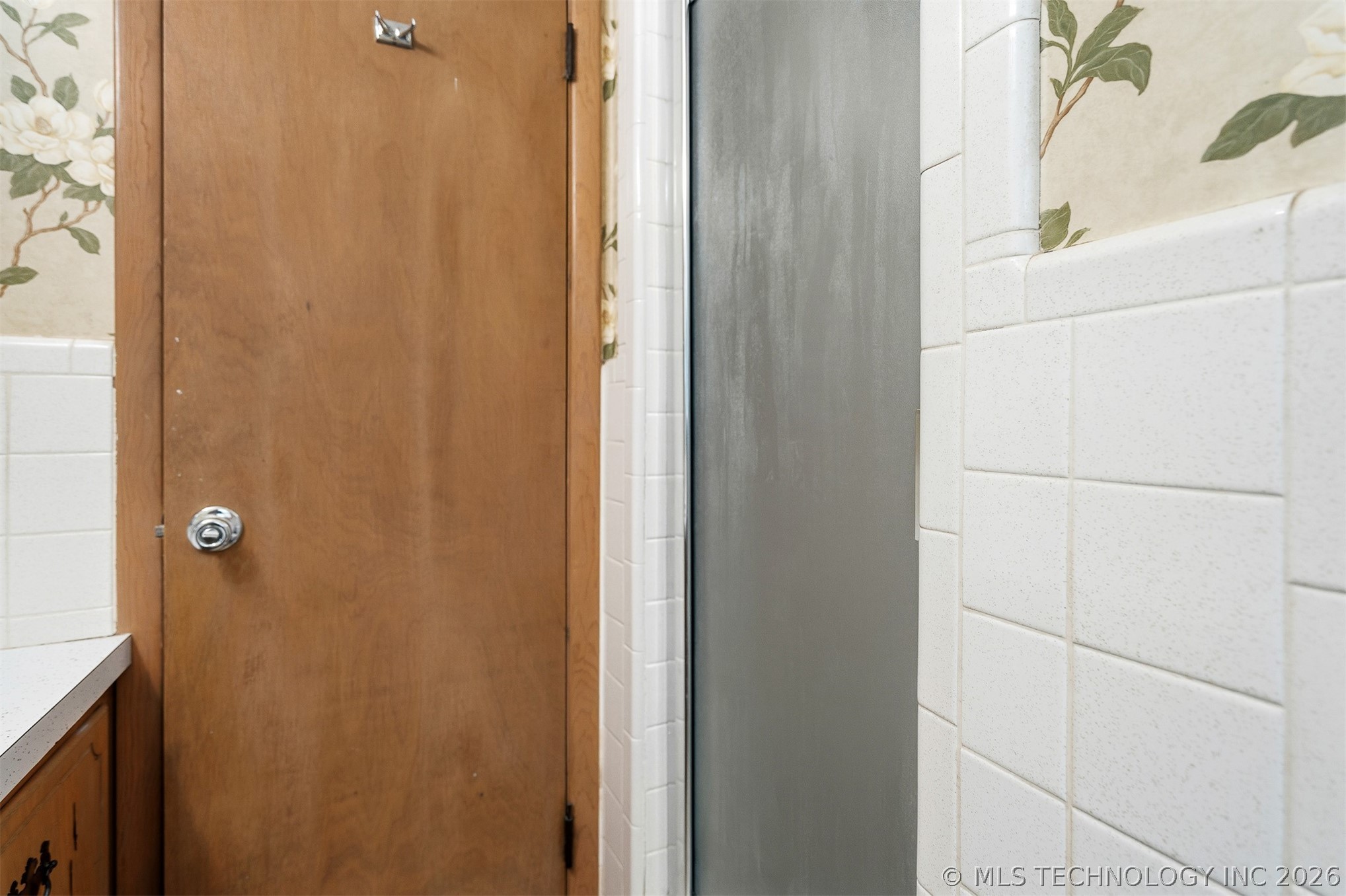 302 3rd Street Property Photo 16