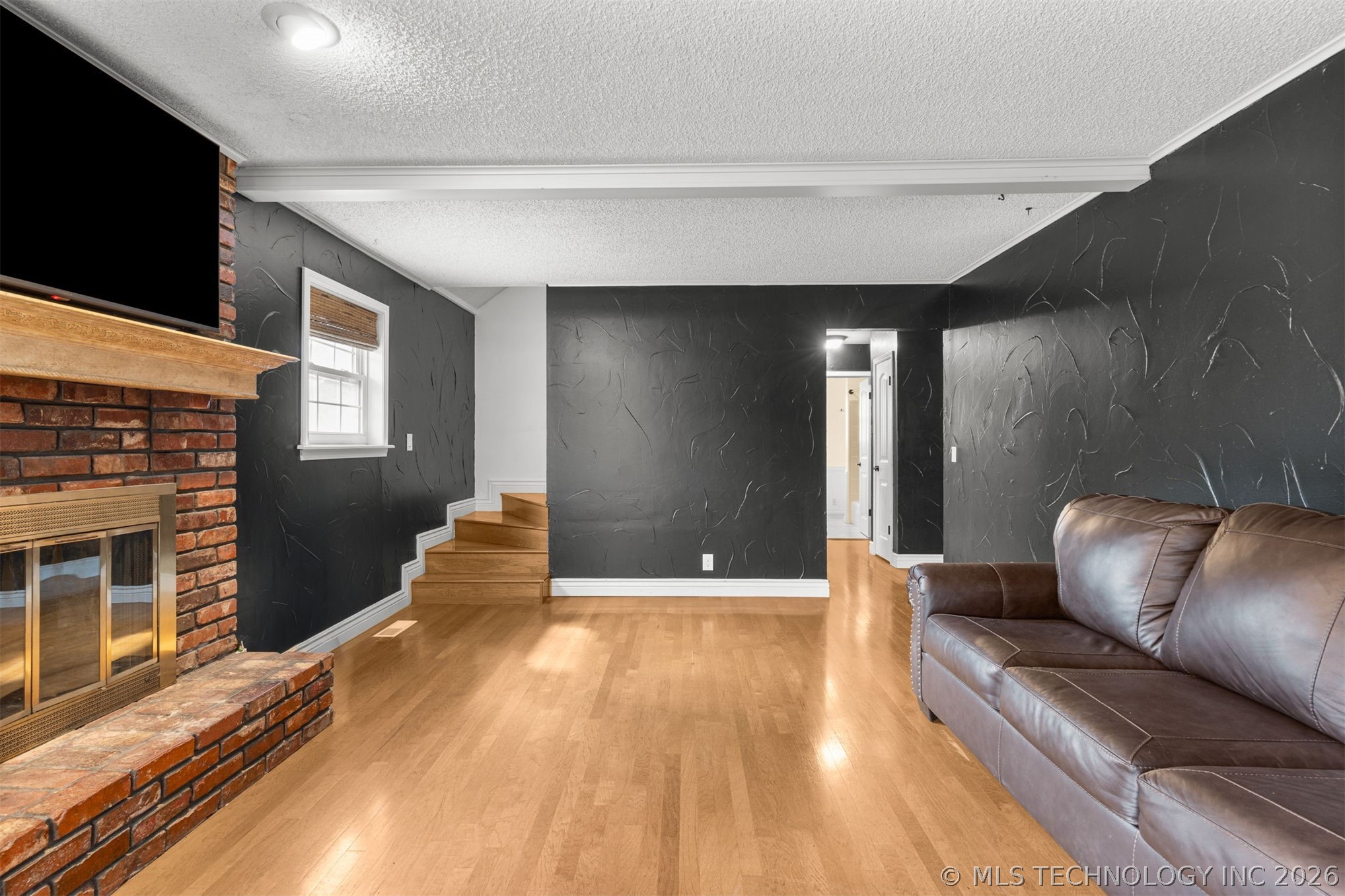 7341 S 70th East Avenue Property Photo 7