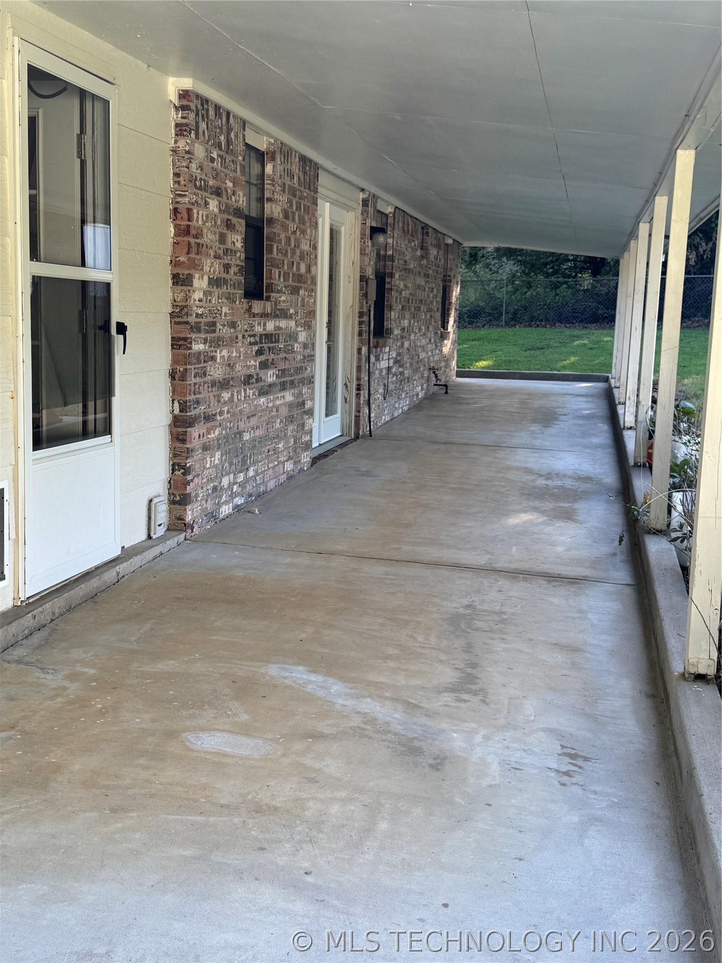 85 Pine Street Property Photo 7