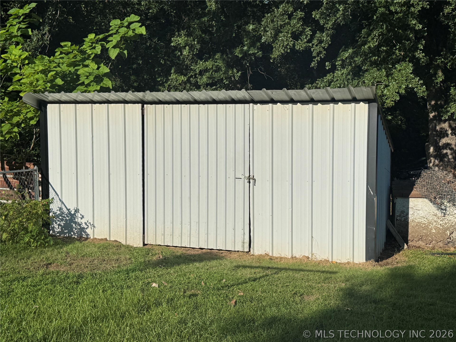 85 Pine Street Property Photo 12