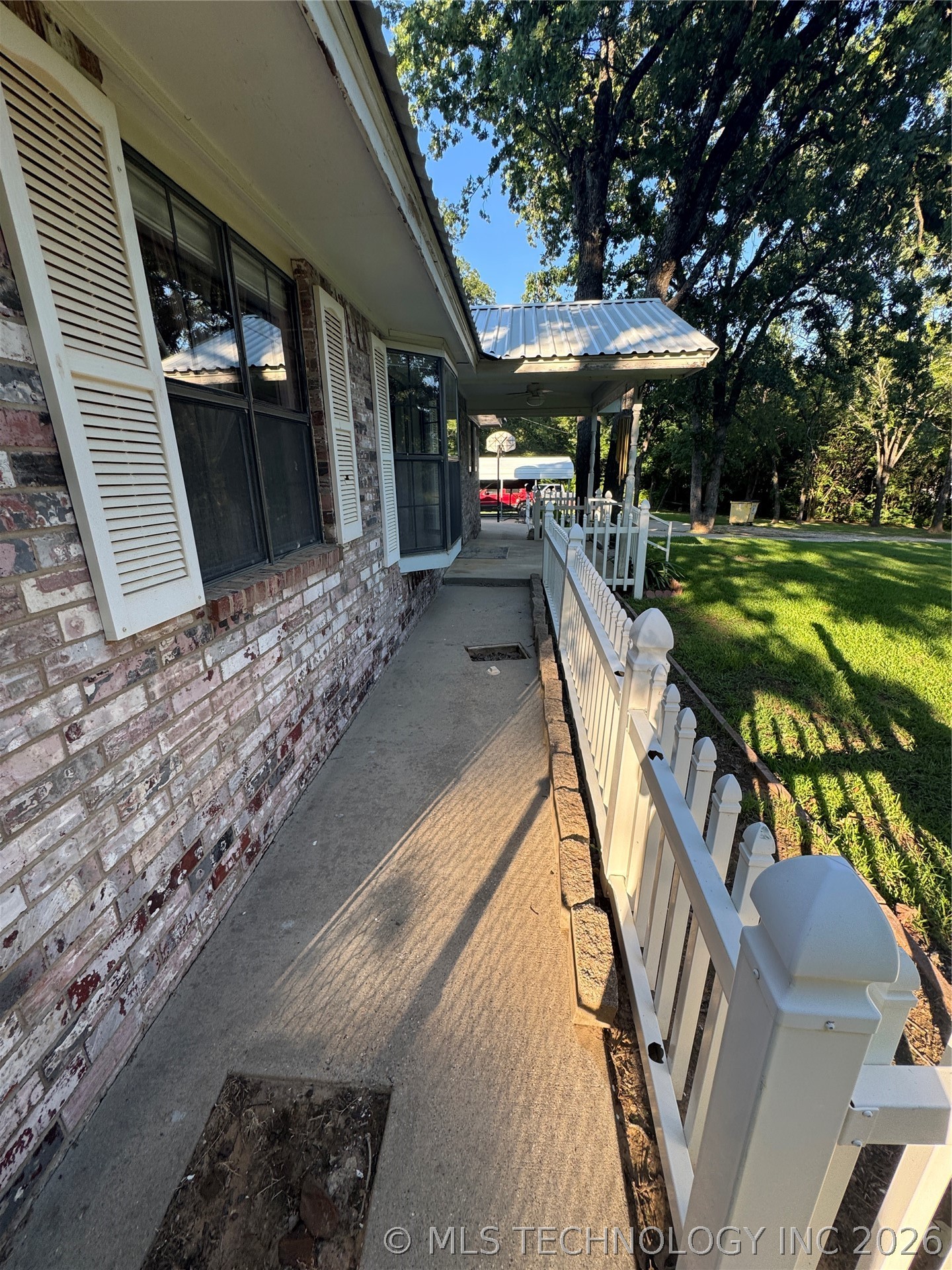 85 Pine Street Property Photo 13