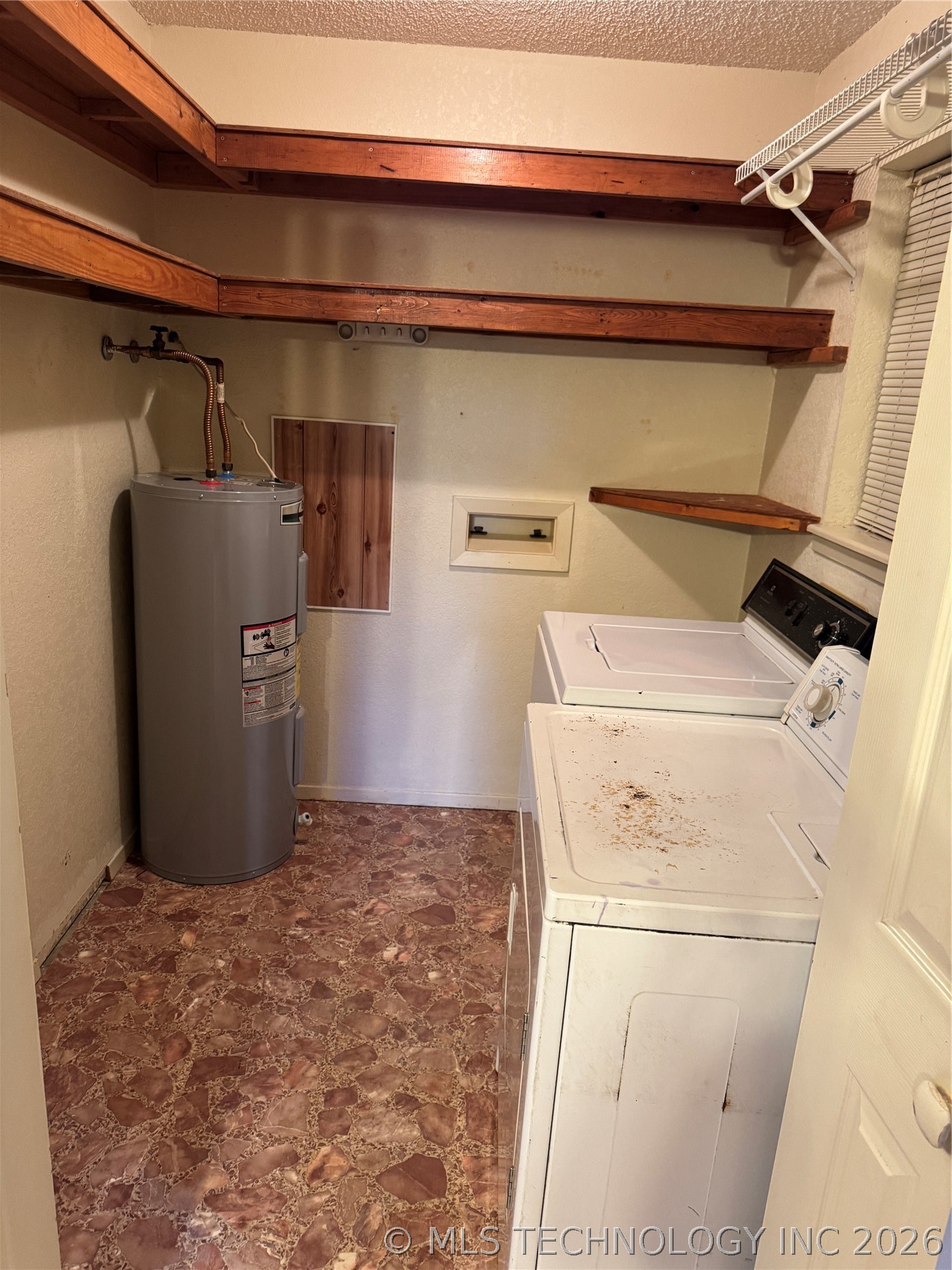 85 Pine Street Property Photo 18