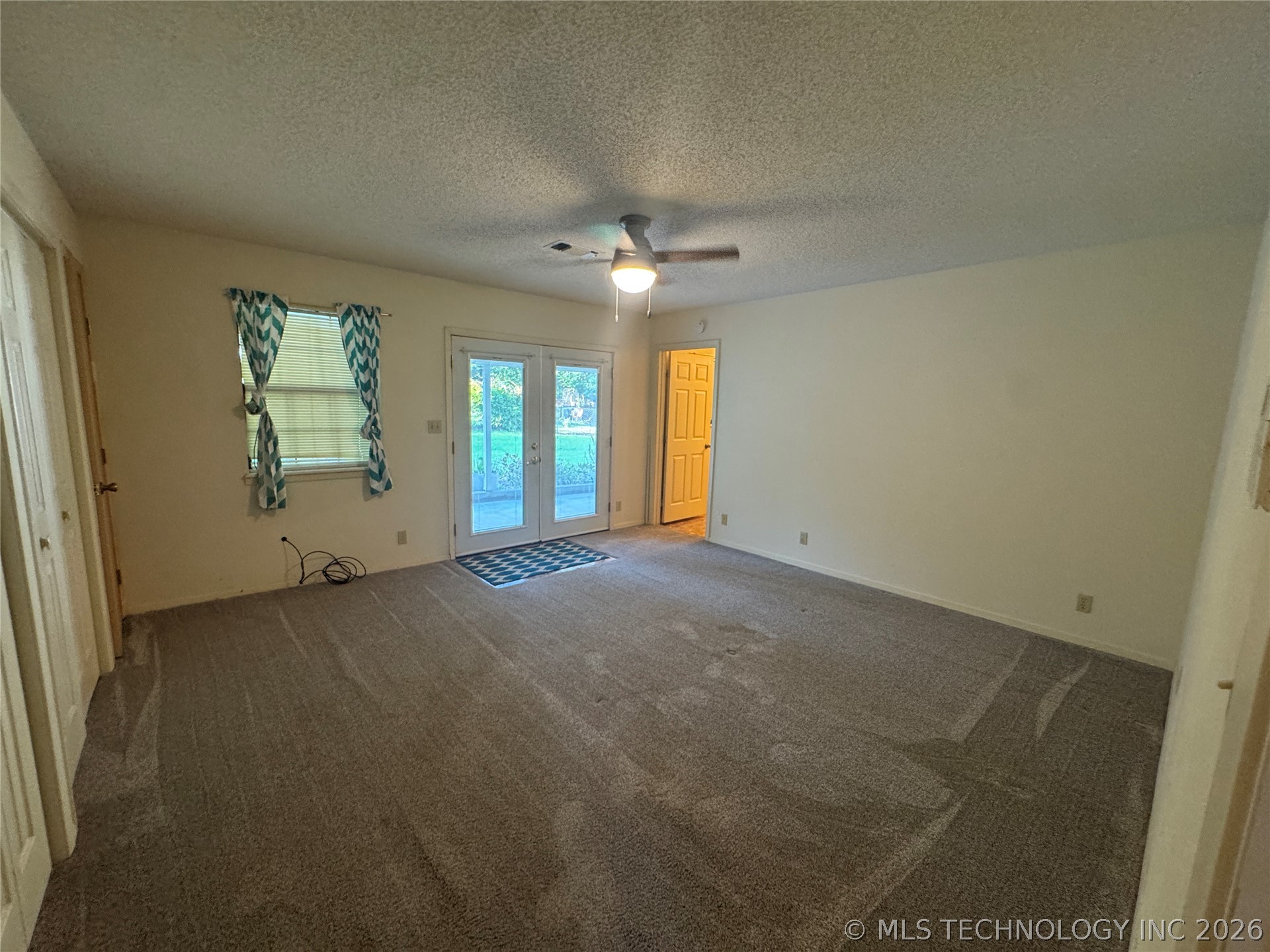 85 Pine Street Property Photo 22