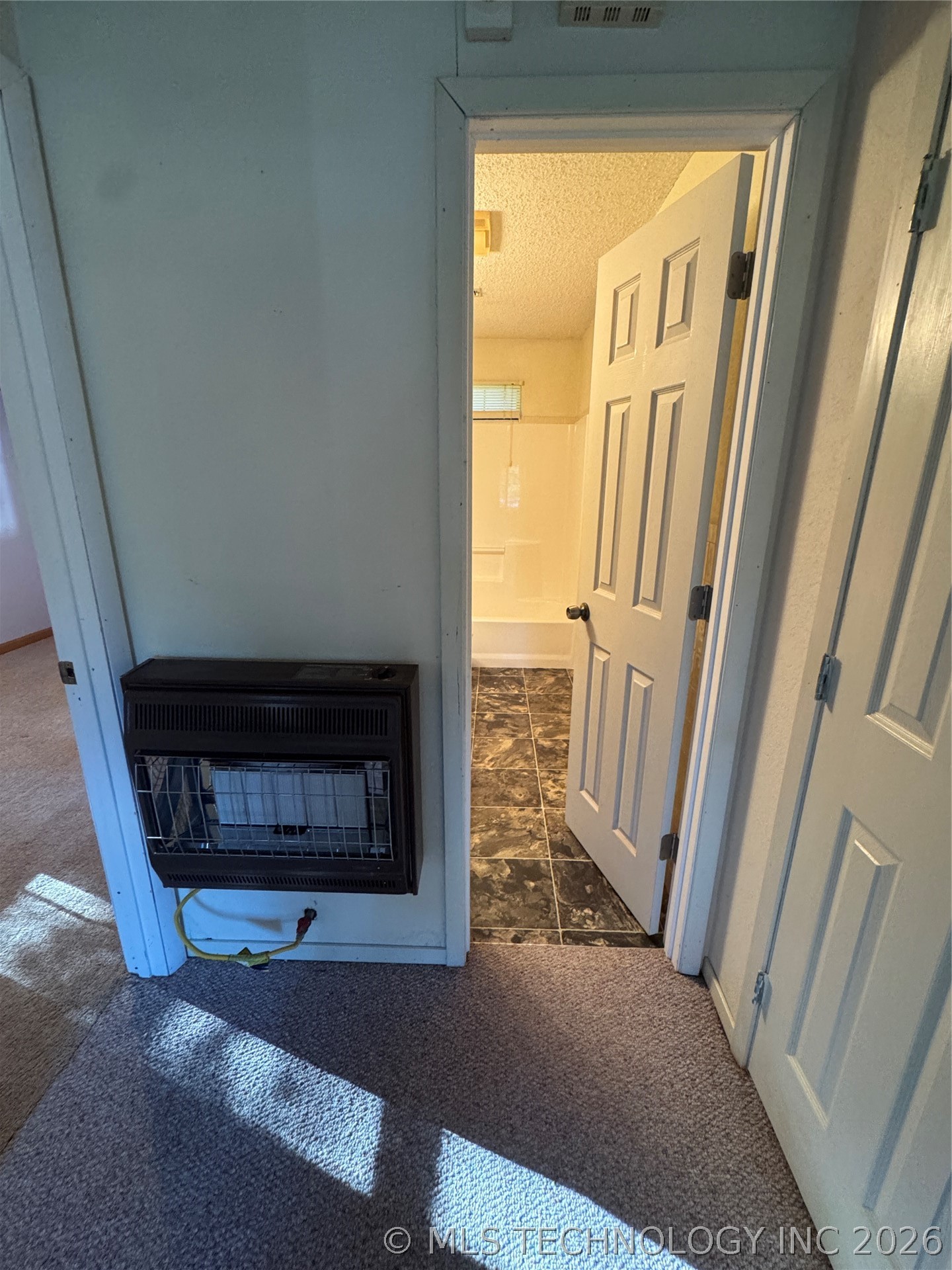 85 Pine Street Property Photo 28