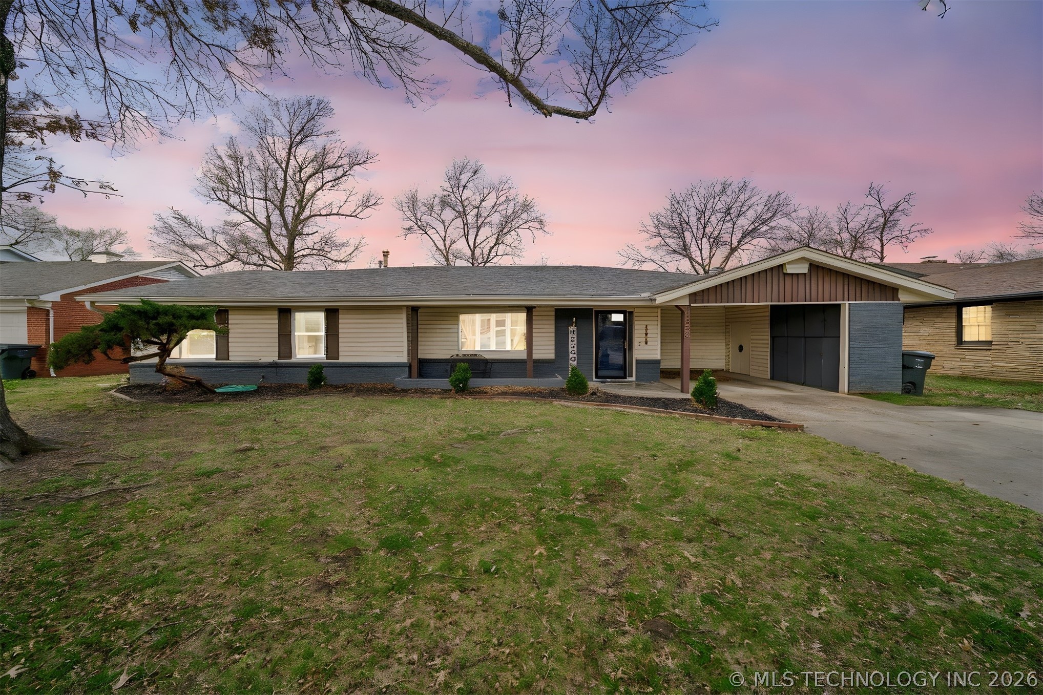 1335 N McFarland Place