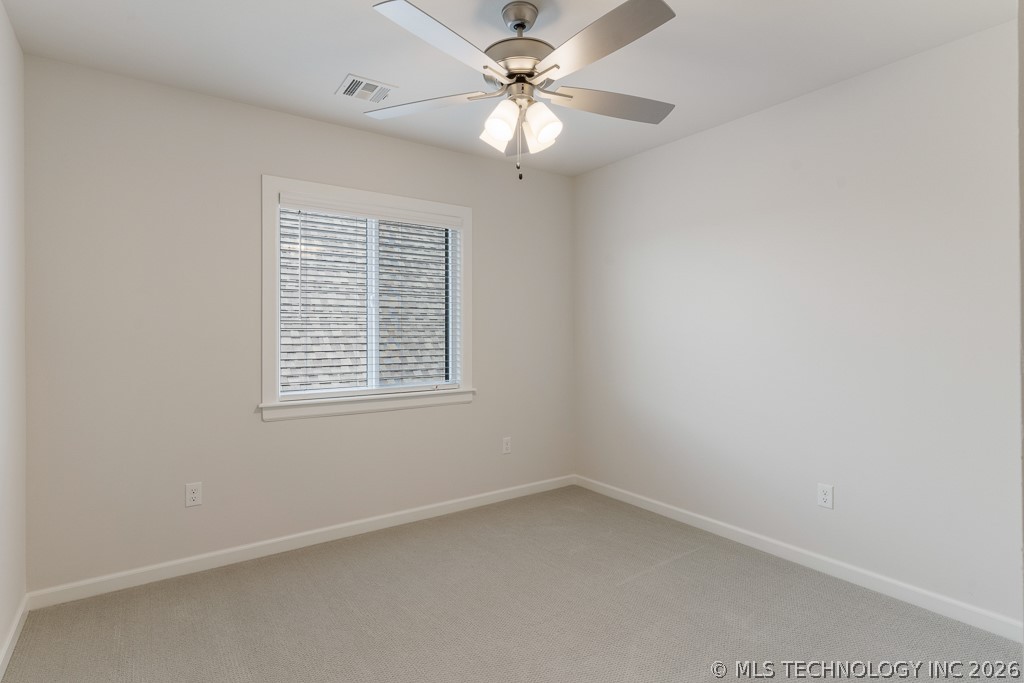 6501 S Fir Avenue Property Photo 28