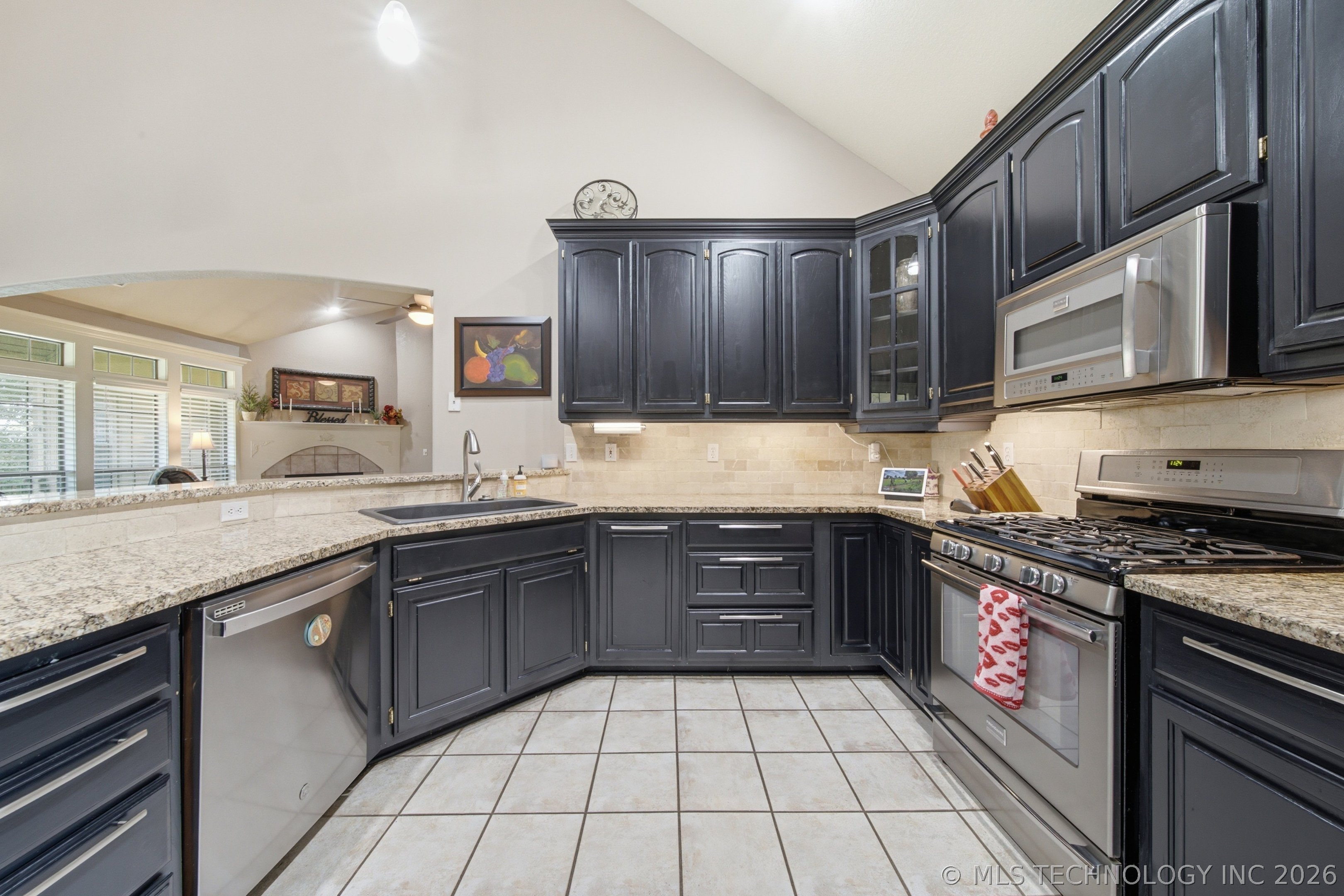 6400 E El Paso Place Property Photo 17