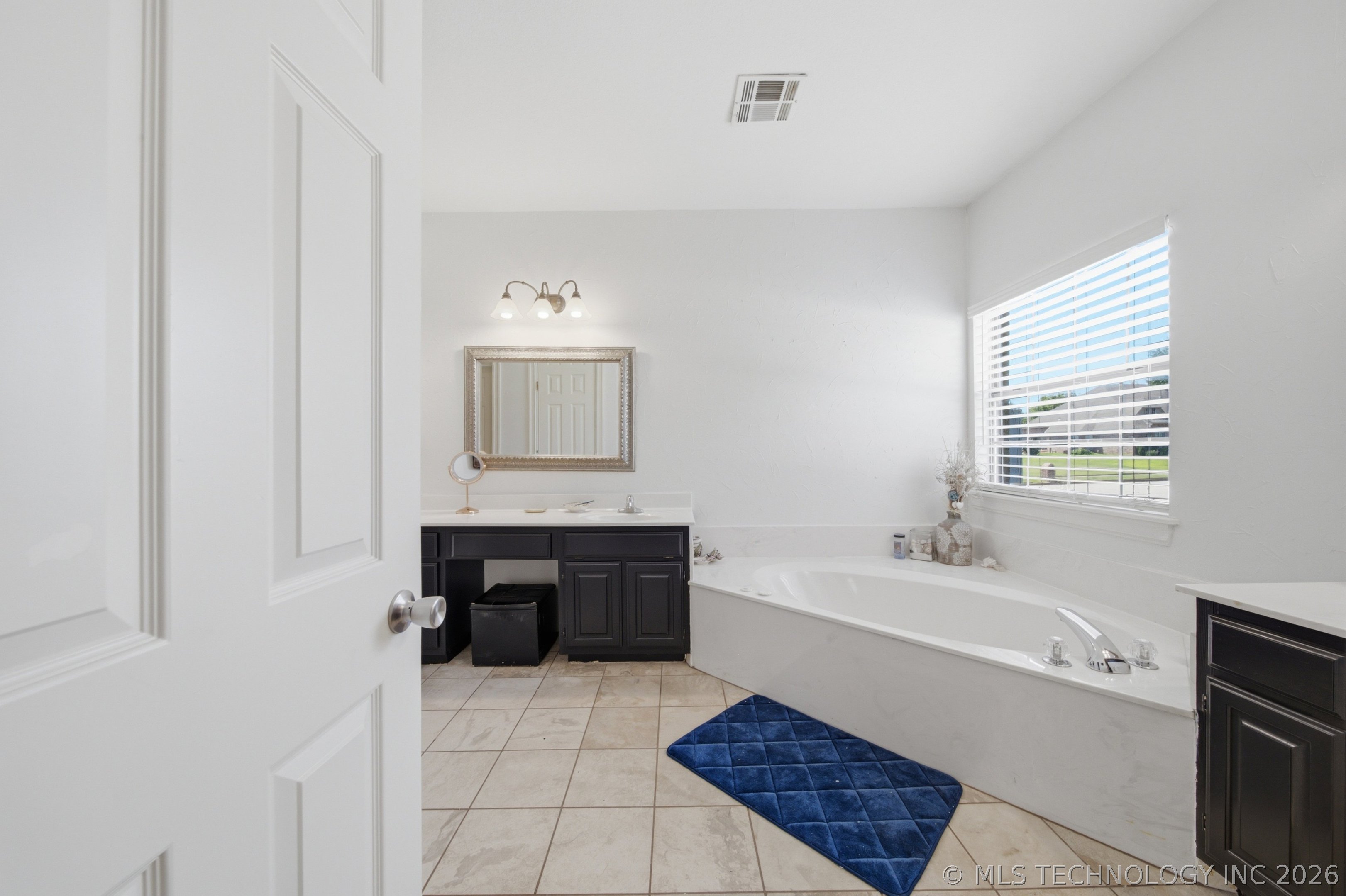 6400 E El Paso Place Property Photo 28