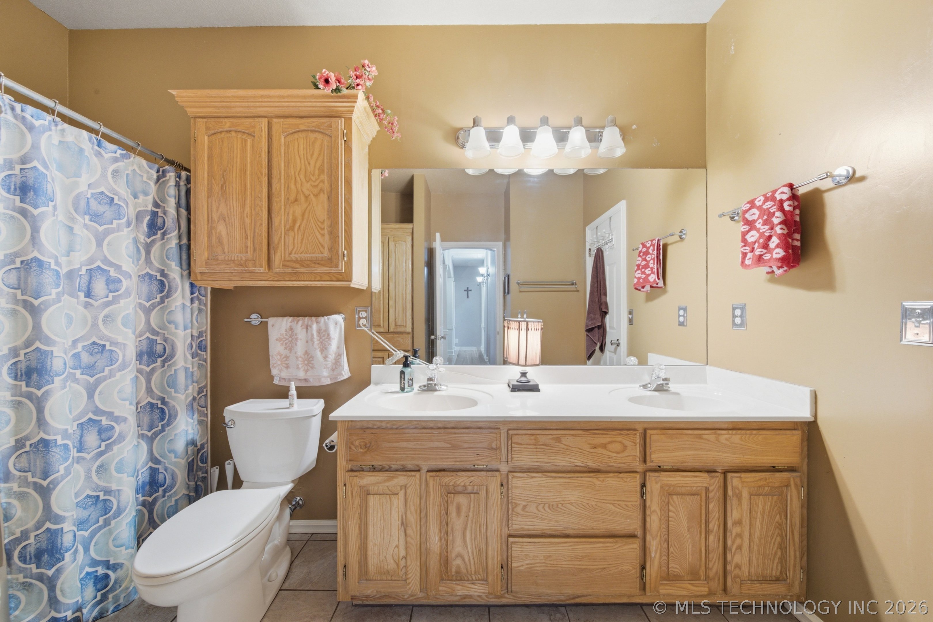 6400 E El Paso Place Property Photo 33