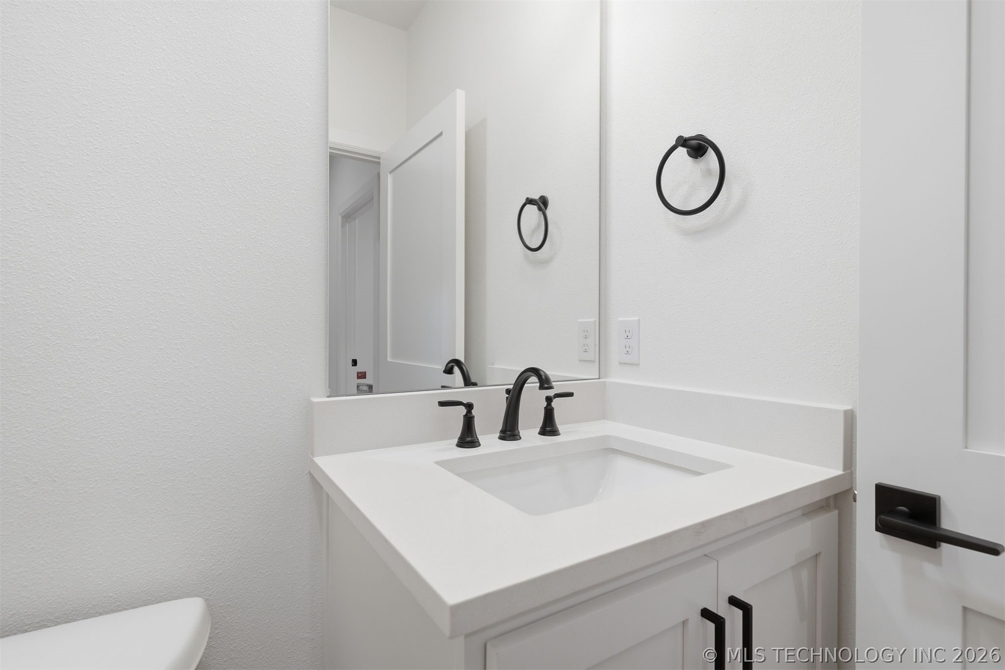 1563 S Hickory Circle Property Photo 28