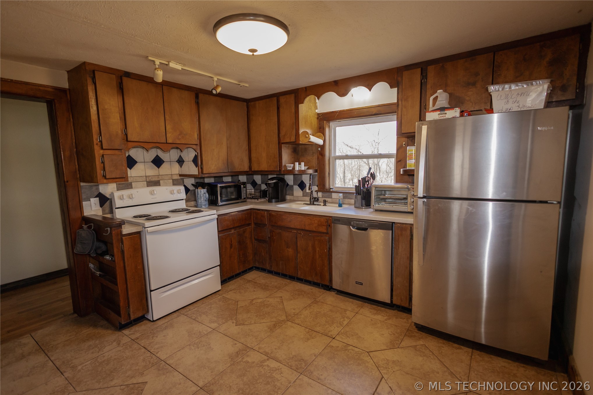 37801 County Road 492 Road Property Photo 8