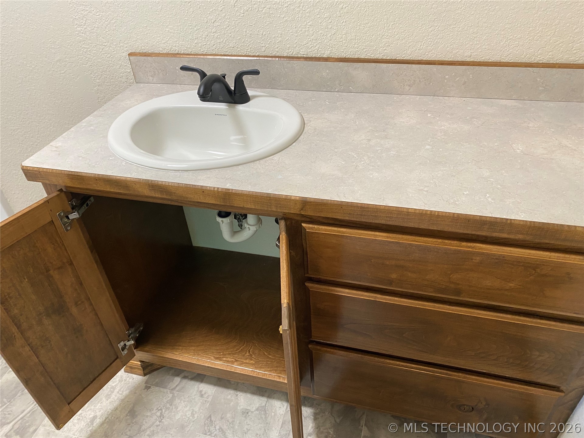 421364 E 1164 Property Photo 9