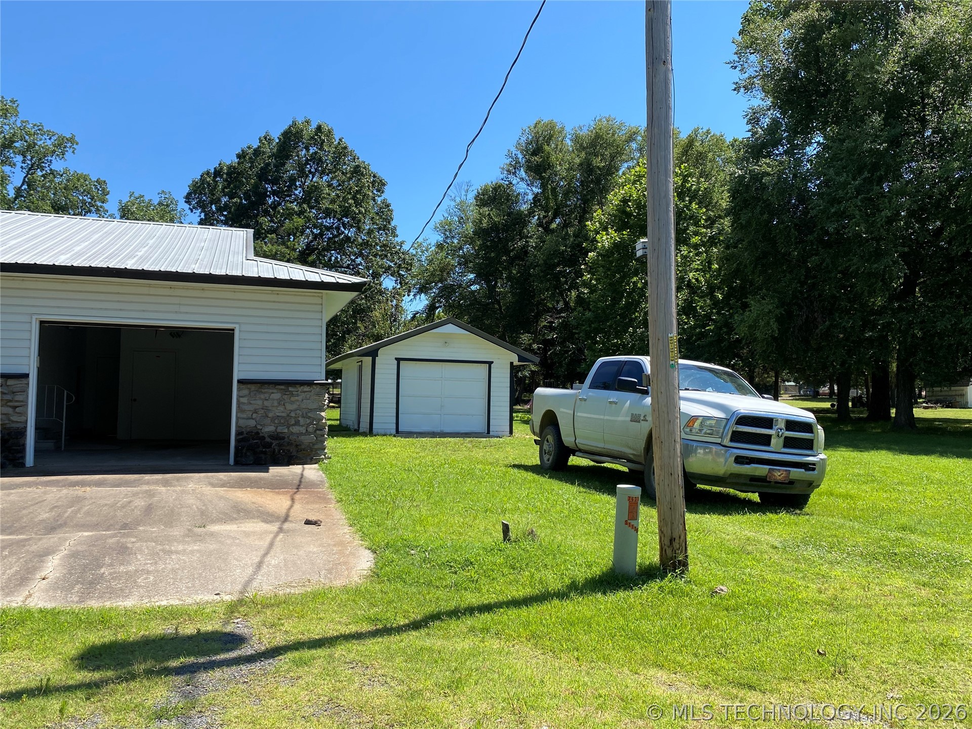 421364 E 1164 Property Photo 19