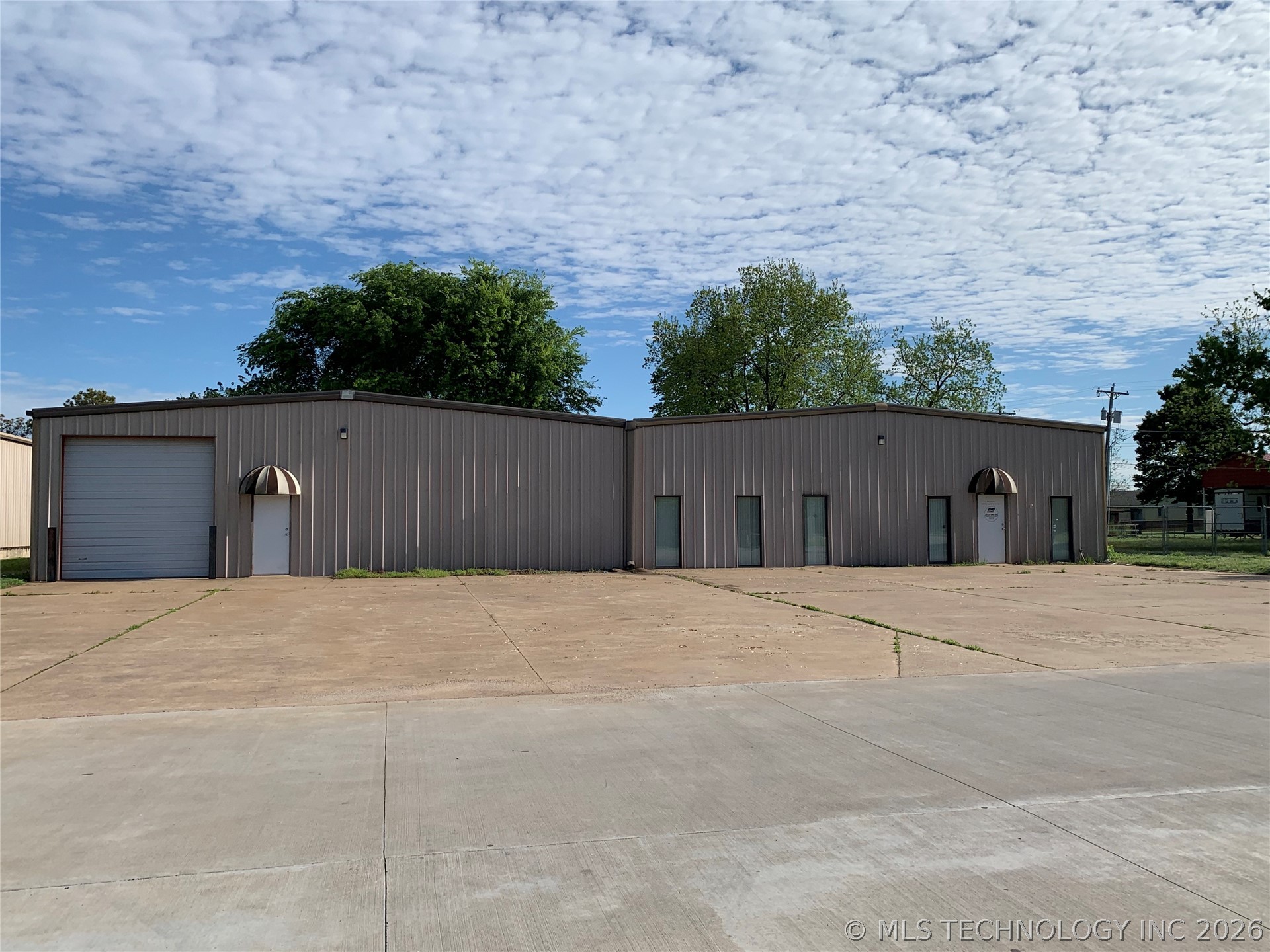 605 W Needles Avenue Property Photo 1