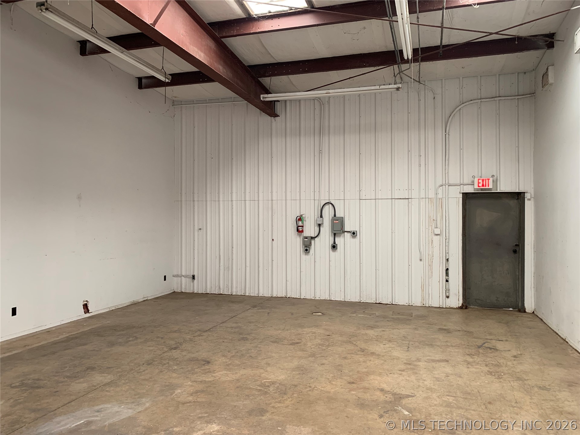 605 W Needles Avenue Property Photo 13