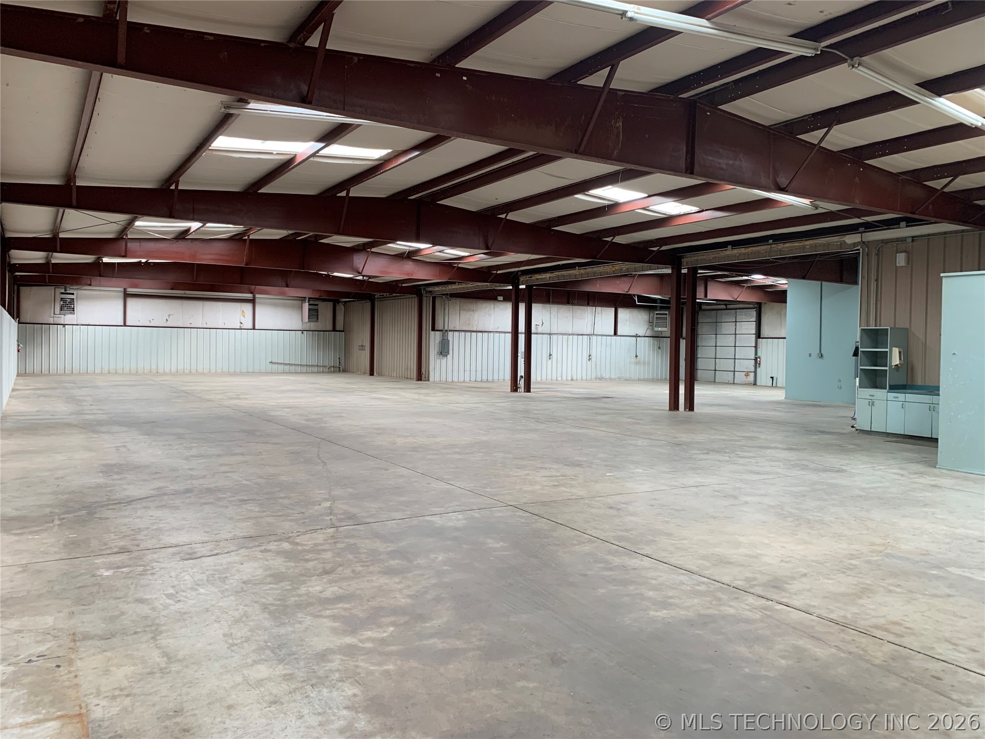605 W Needles Avenue Property Photo 18
