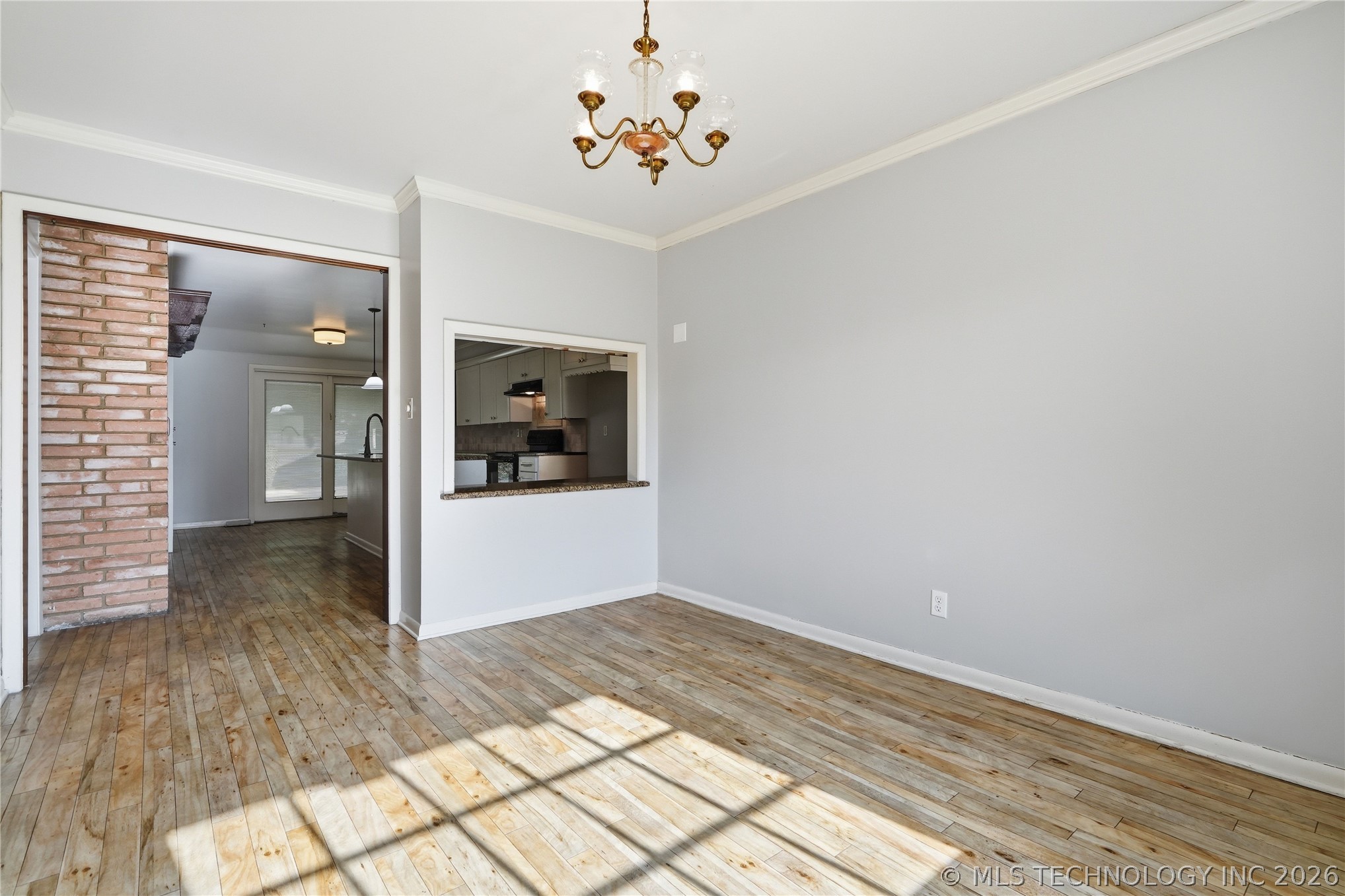5938 S New Haven Avenue Property Photo 15
