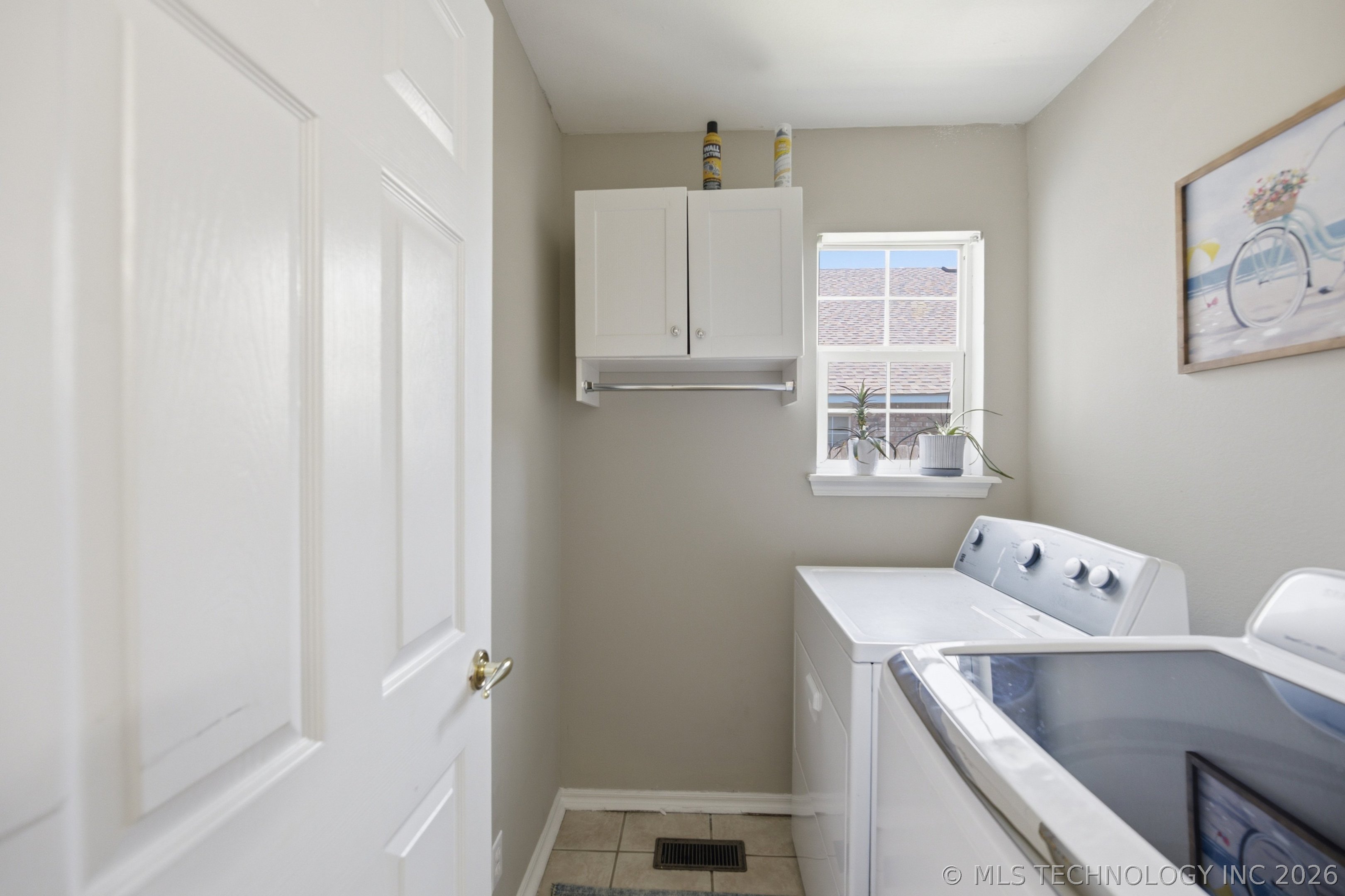 4617 S 194th East Avenue Property Photo 16
