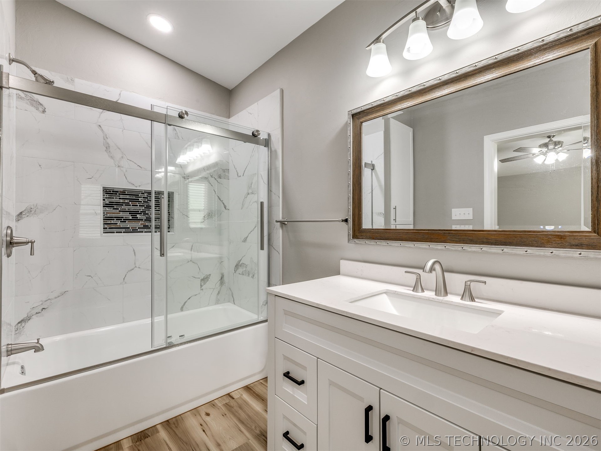 421065 E 1174 Road Property Photo 11