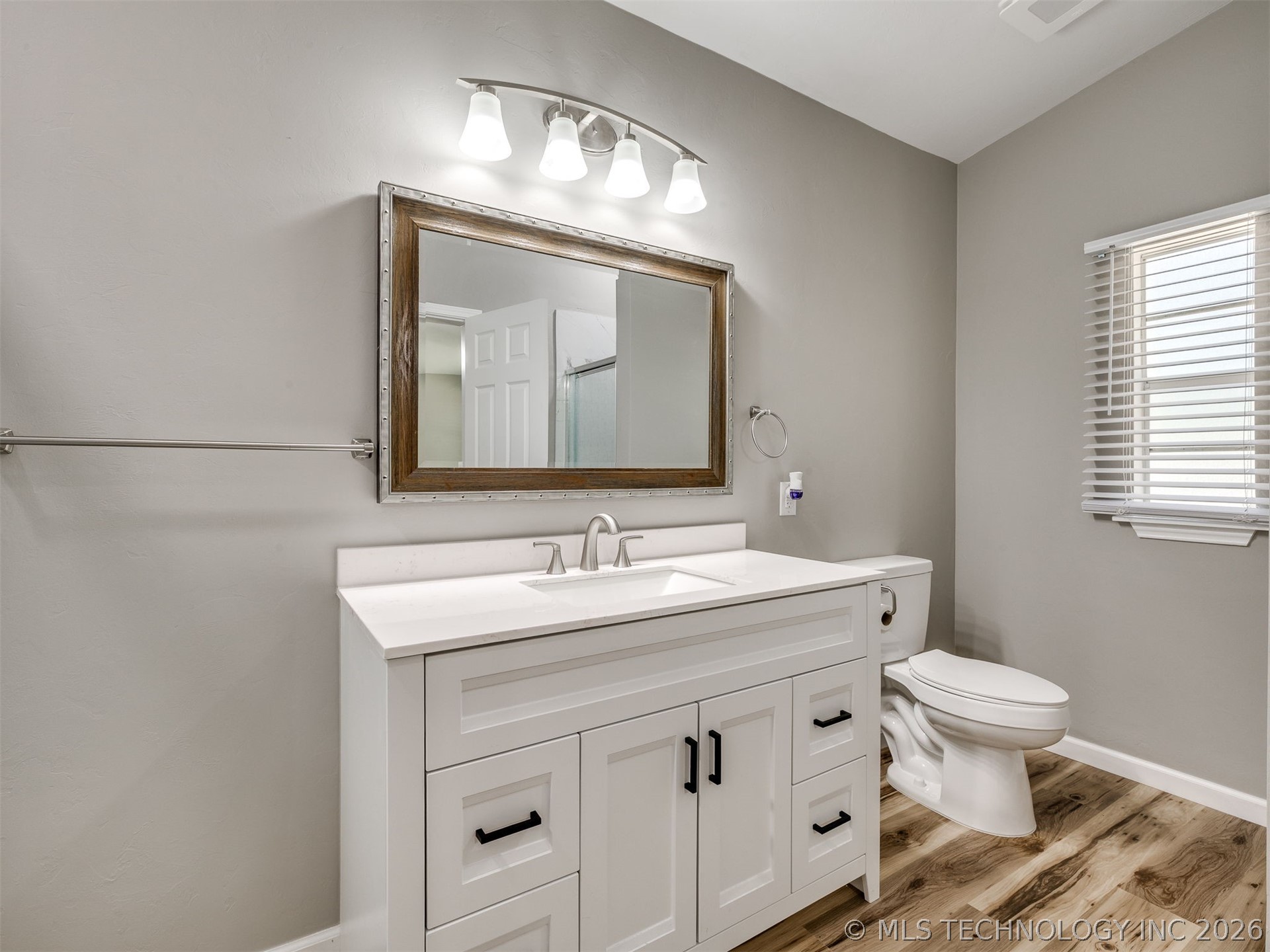 421065 E 1174 Road Property Photo 12