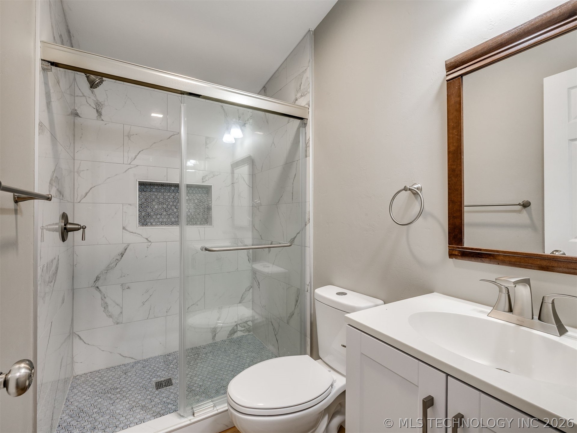 421065 E 1174 Road Property Photo 15