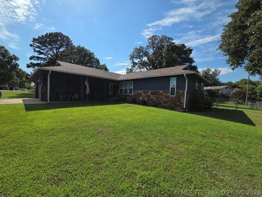 15 Ridgeway Lane Property Photo 4