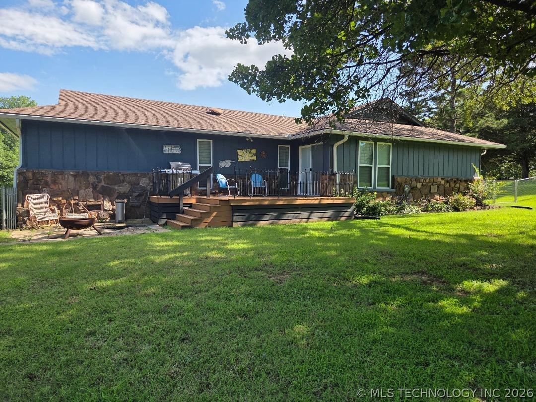 15 Ridgeway Lane Property Photo 6