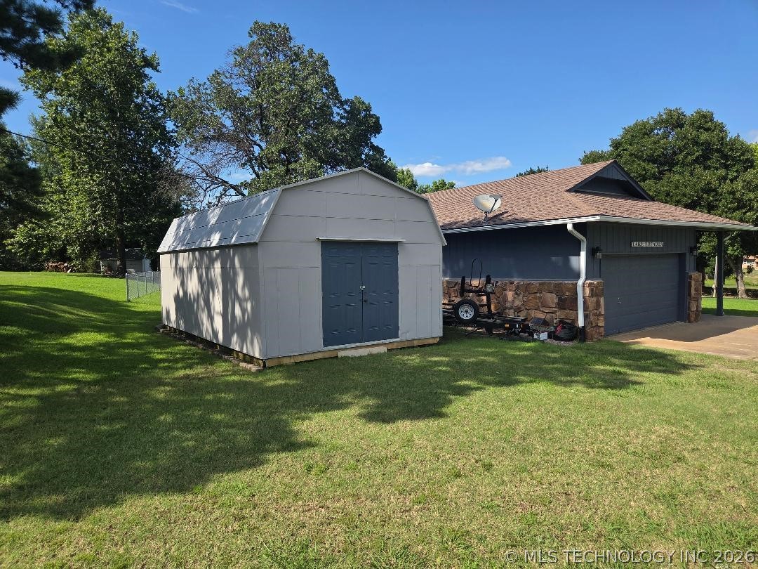 15 Ridgeway Lane Property Photo 9