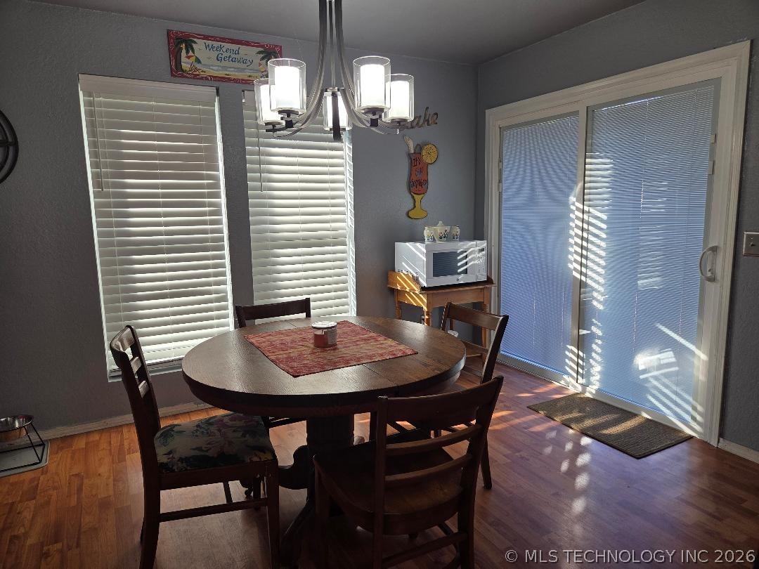 15 Ridgeway Lane Property Photo 18