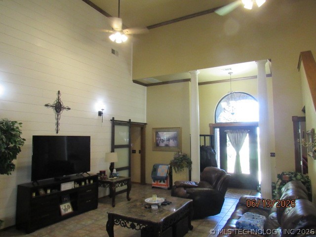 512 Oakland Property Photo 16