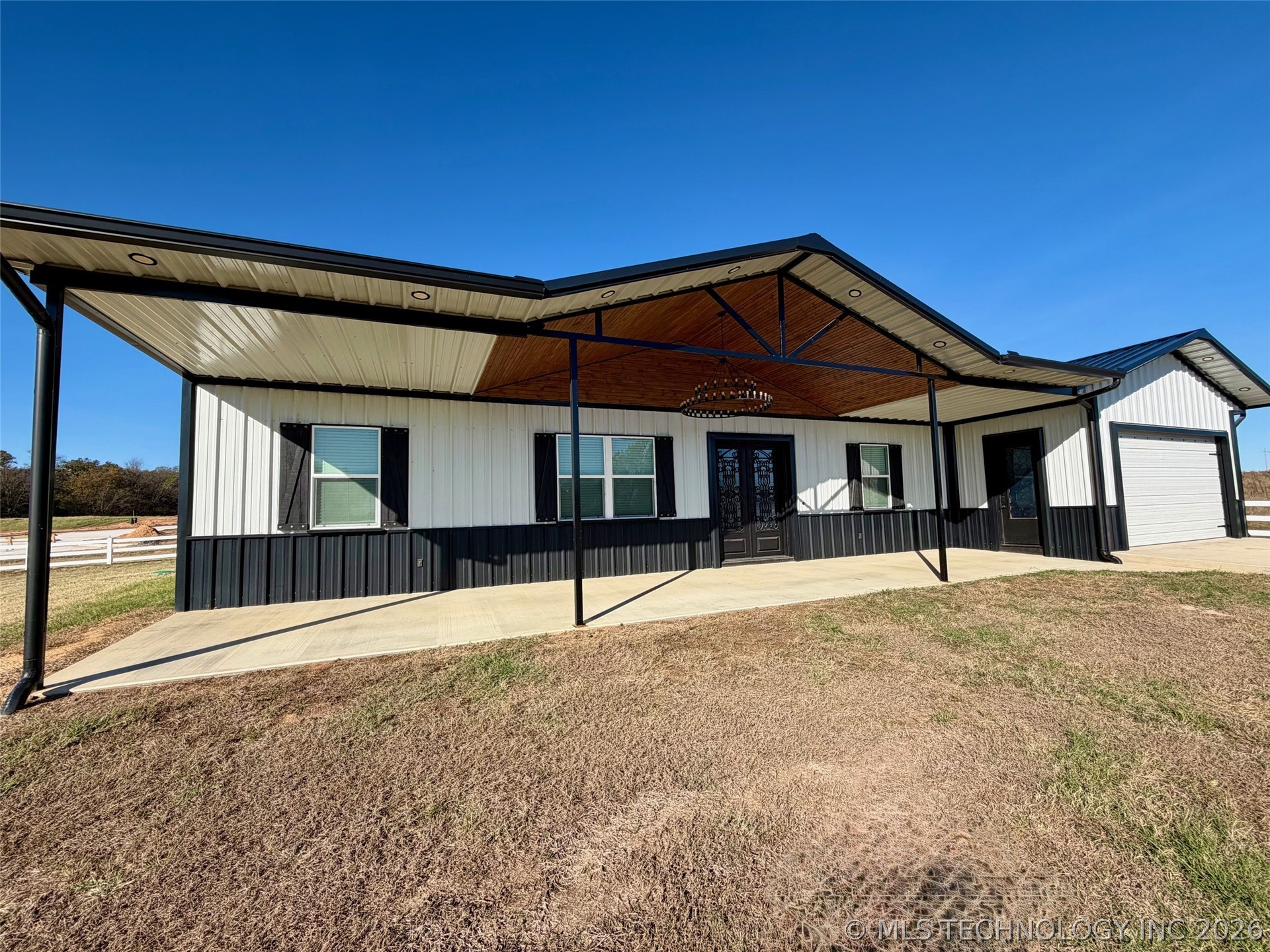 1813 Willow Place Property Photo 2