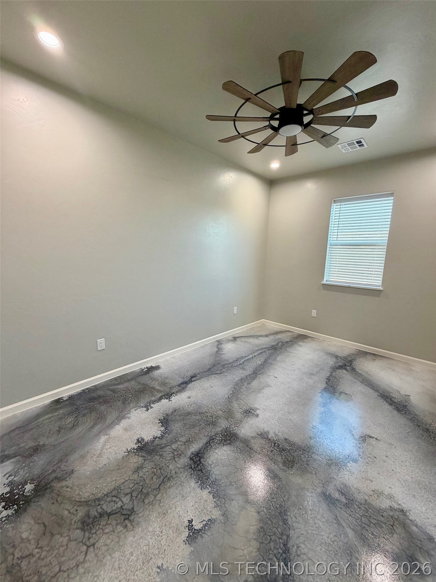 1813 Willow Place Property Photo 13