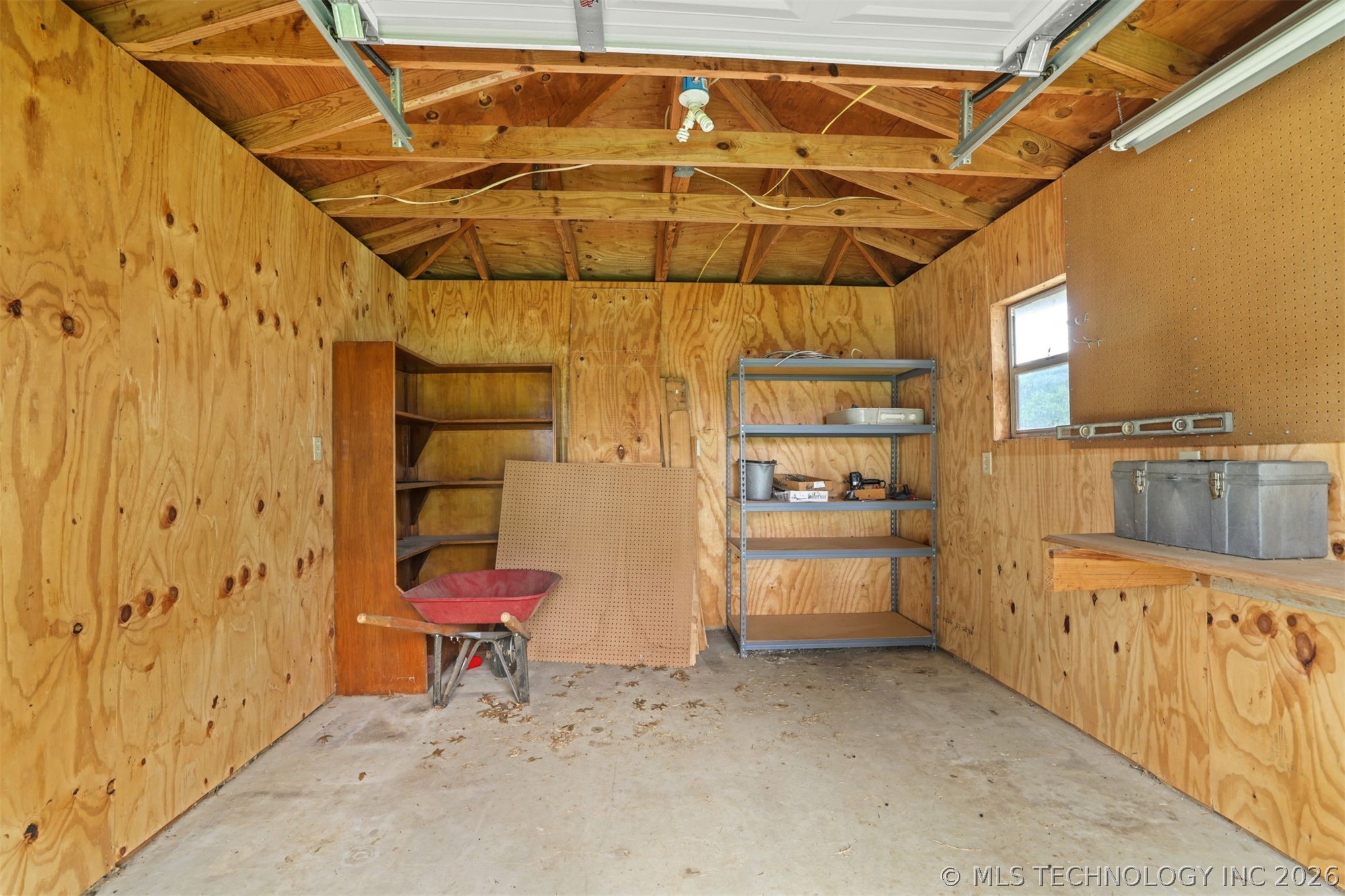 1942 W Locust Property Photo 30