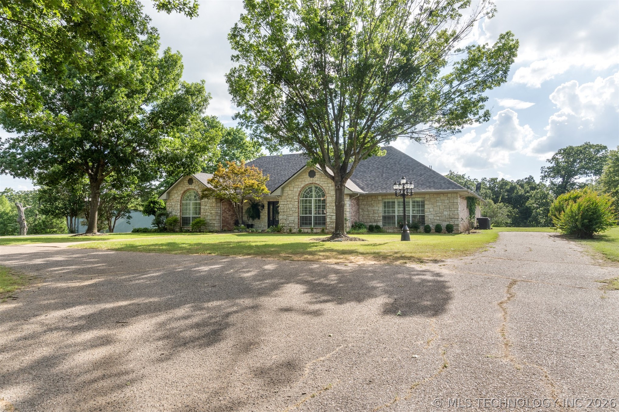 1727 N Washington Property Photo 3