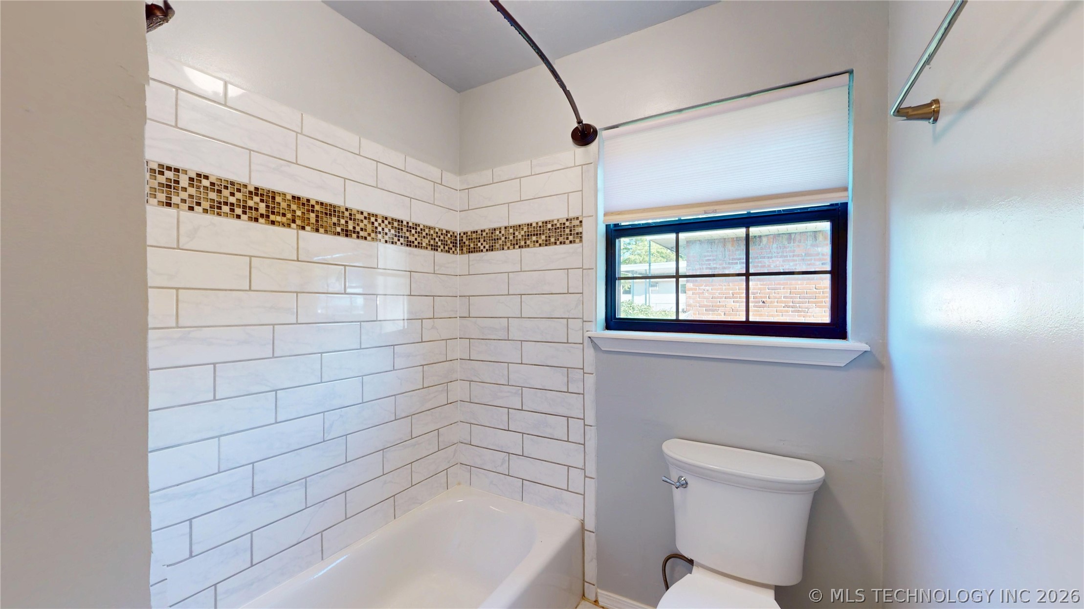 4403 N Chapman Property Photo 15