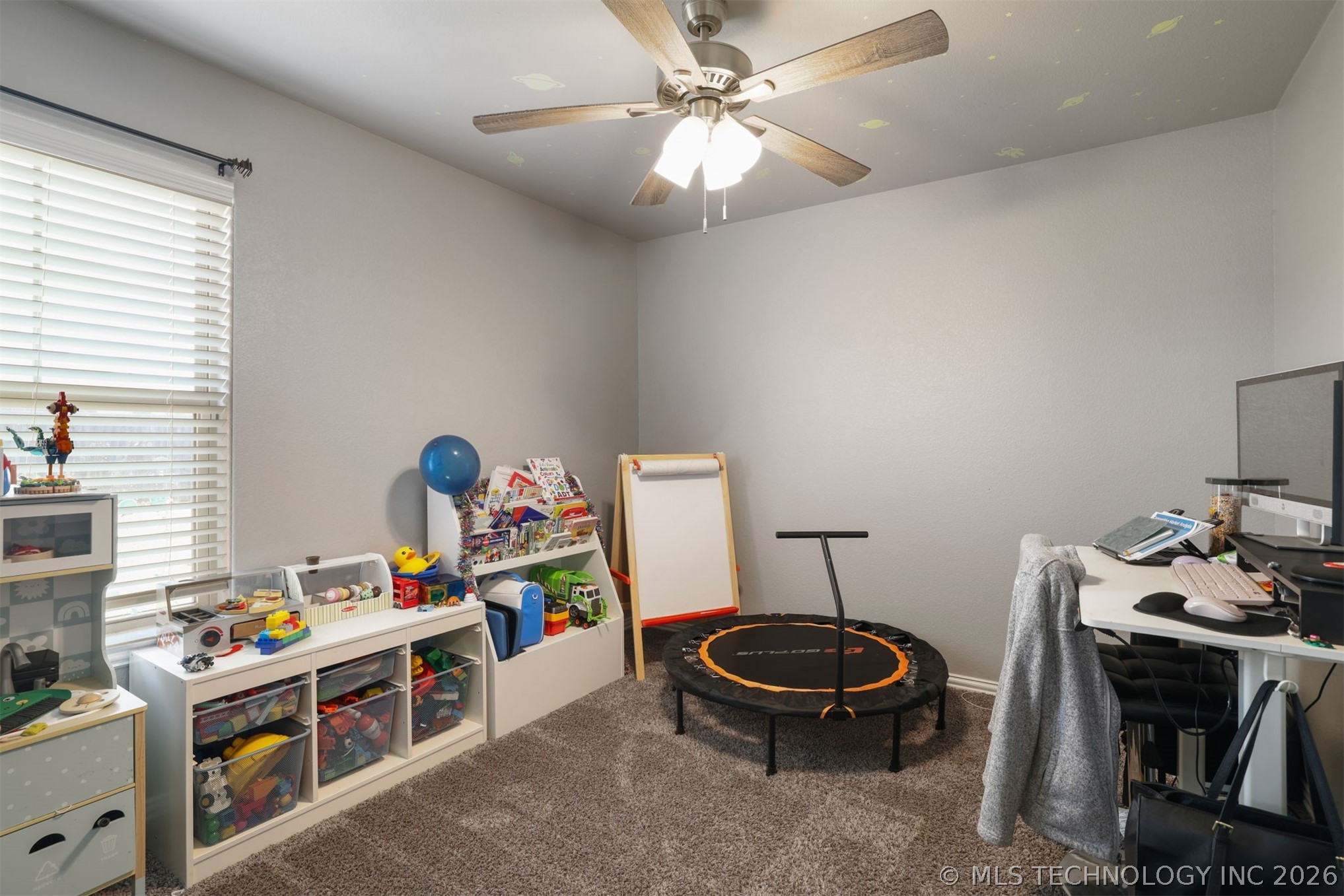 571 Lake Meadow Loop Property Photo 10