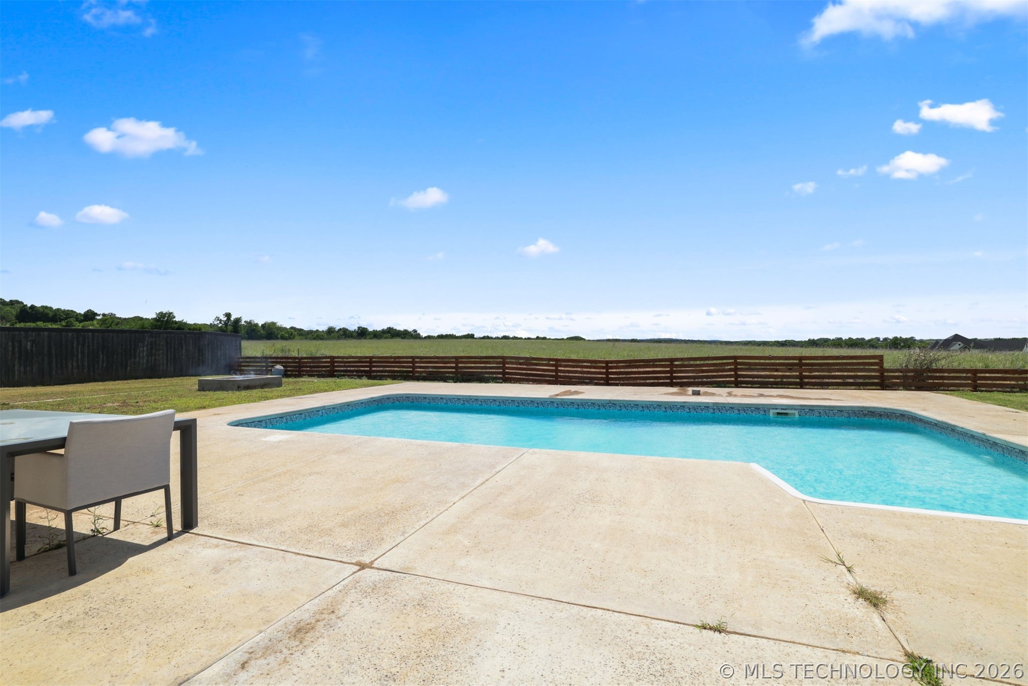 571 Lake Meadow Loop Property Photo 20